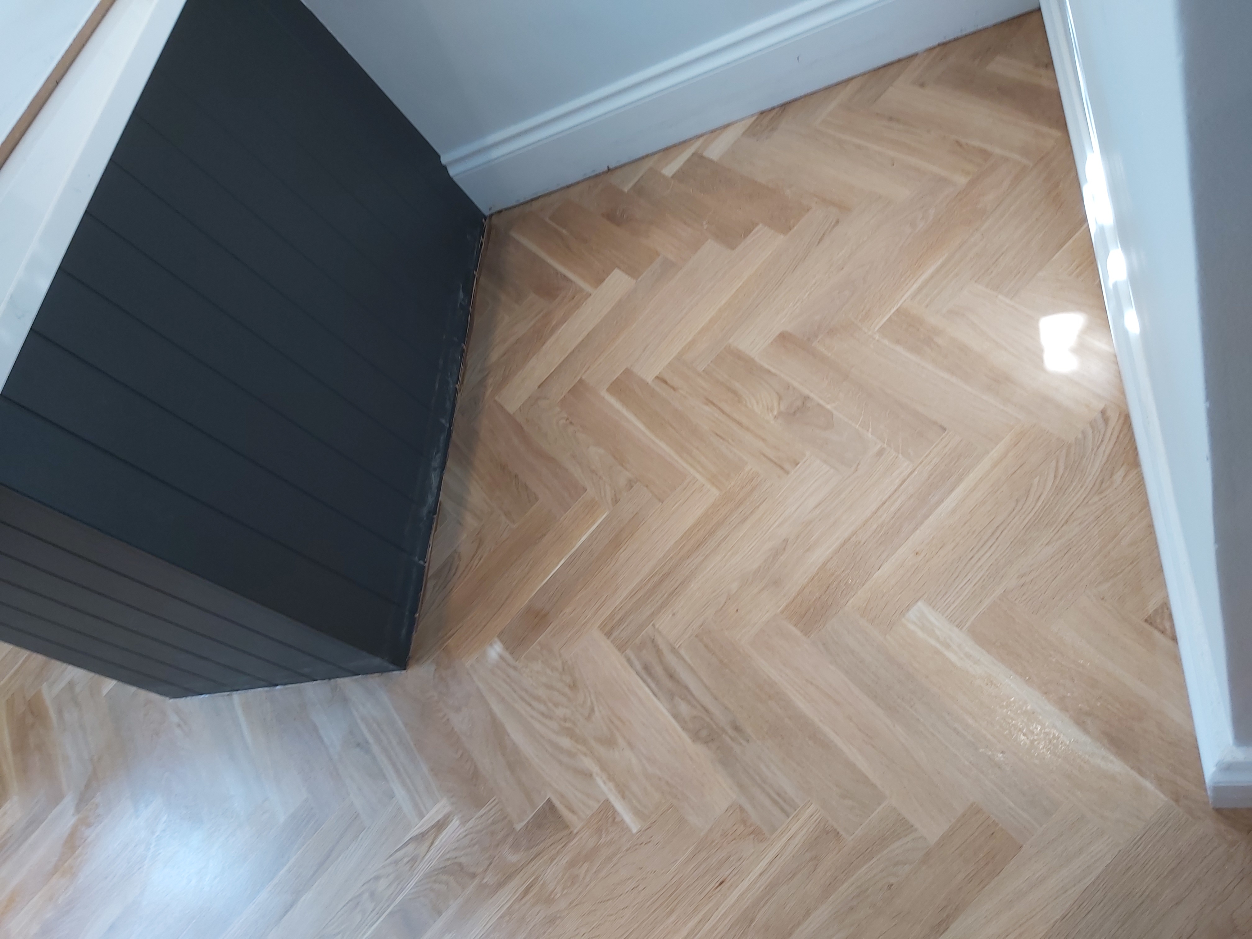 Parquet floor after sanding work in BR1