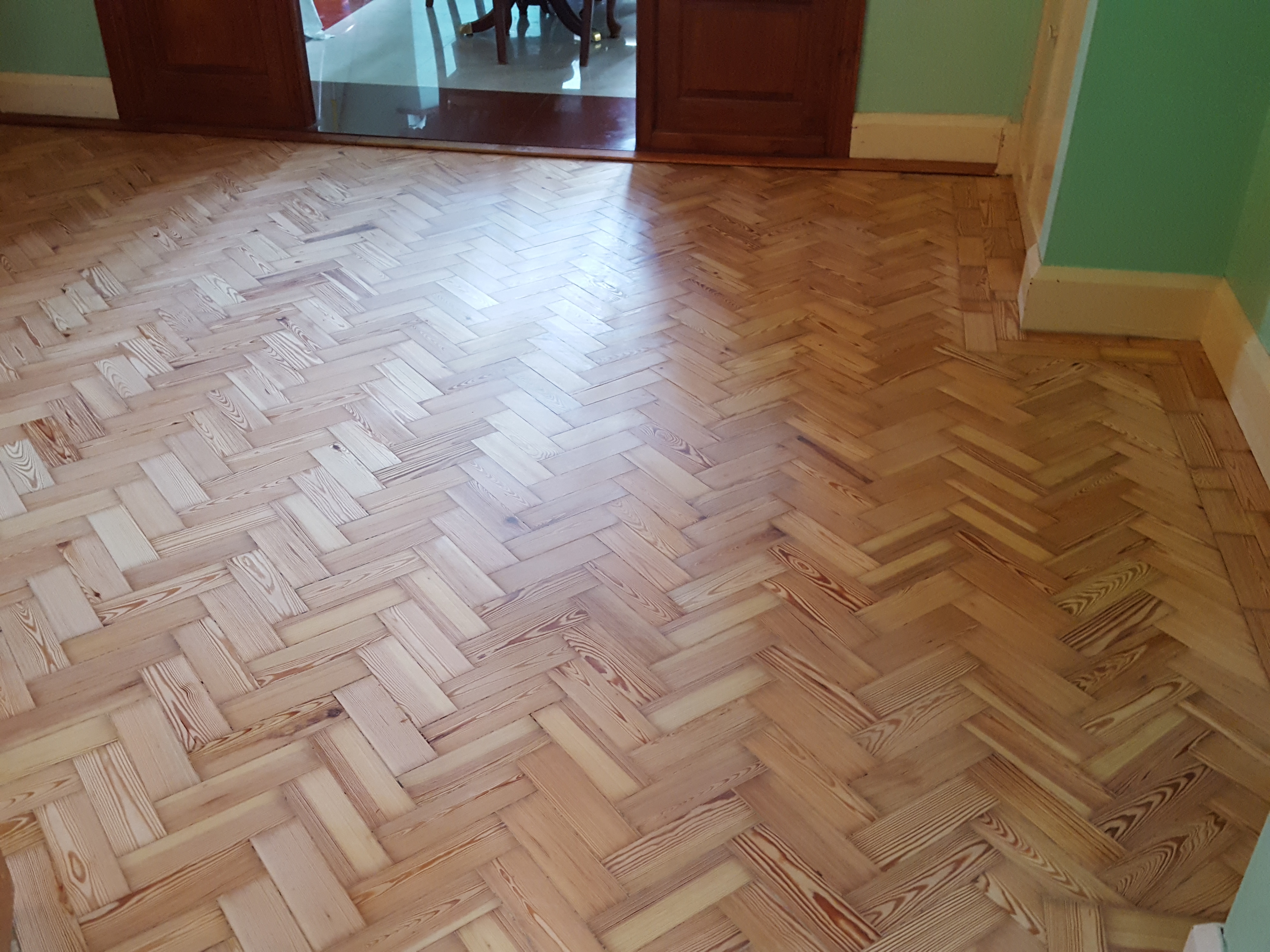 Parquet floor after sanding work in CR2