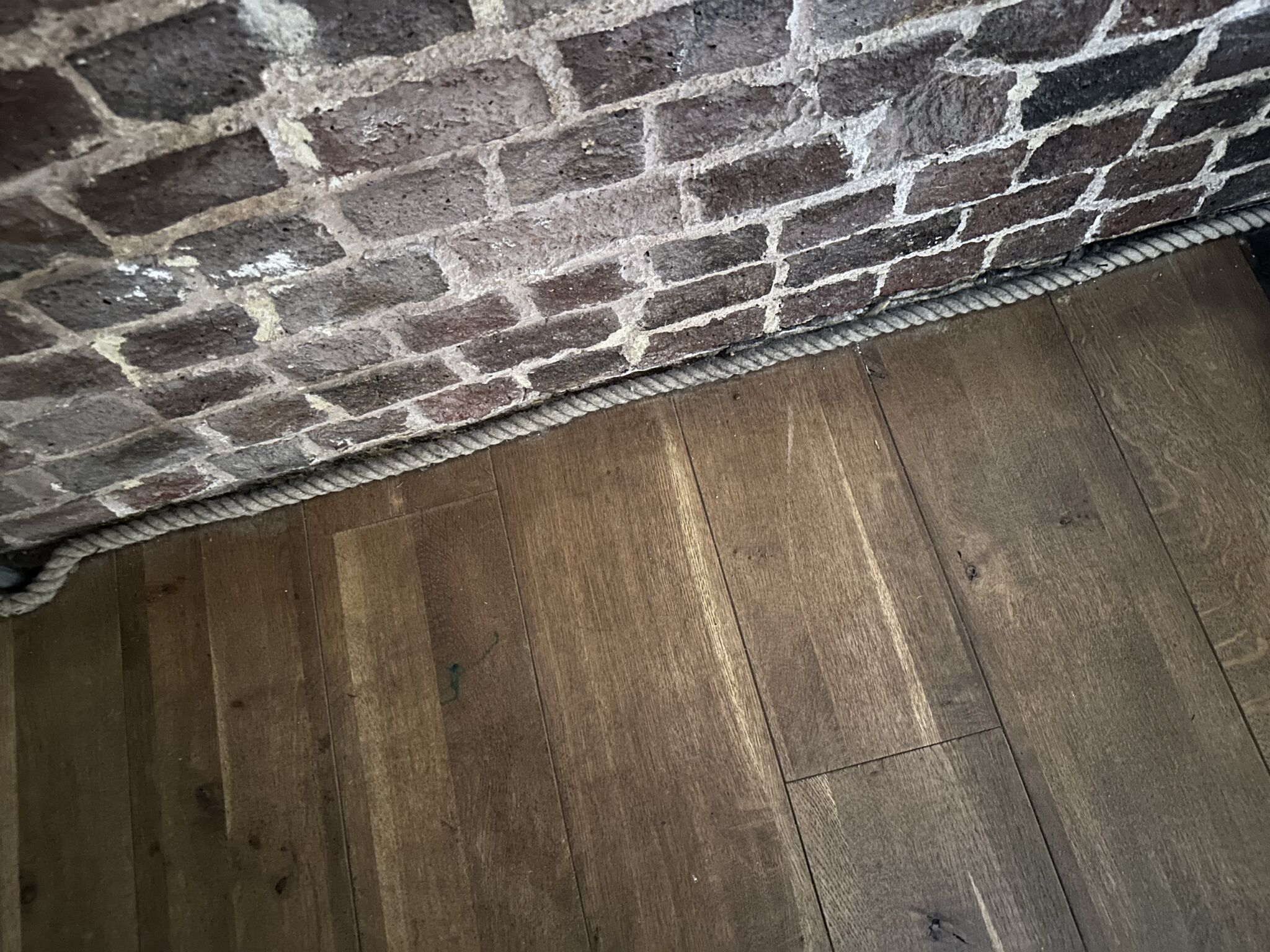 Floor condition before work at E14