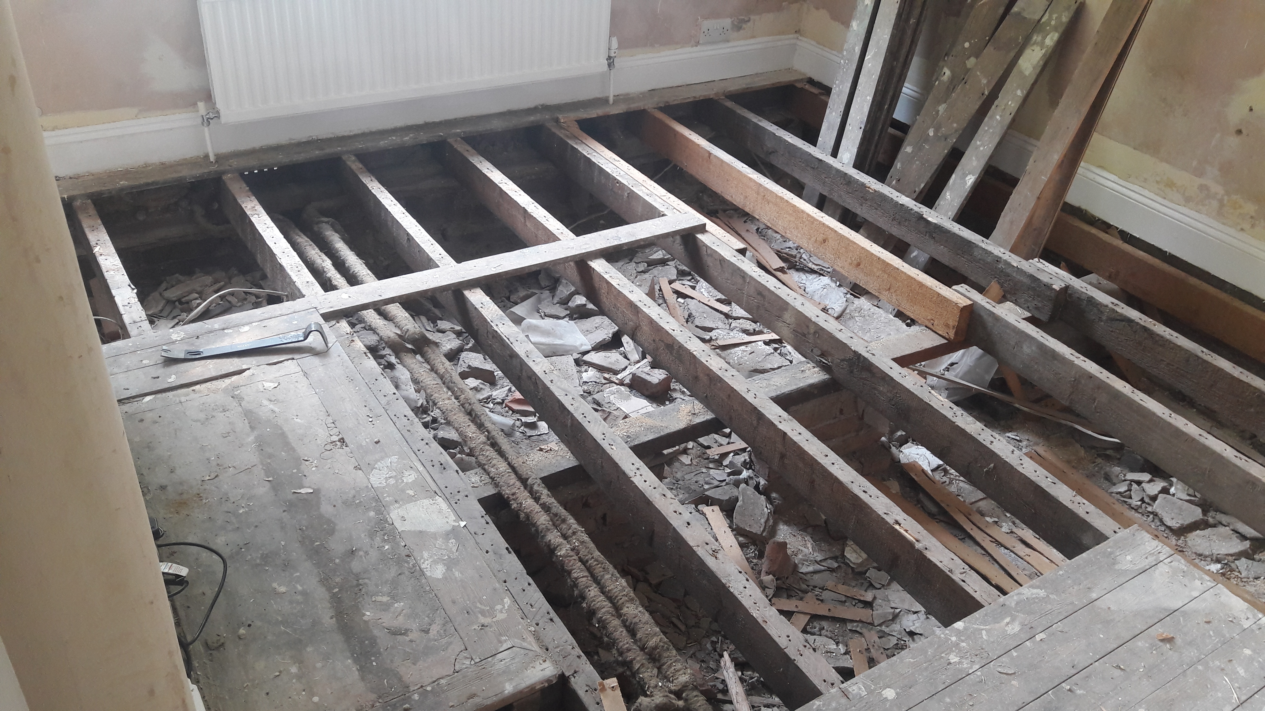 Floorboards floor after sanding work in E17