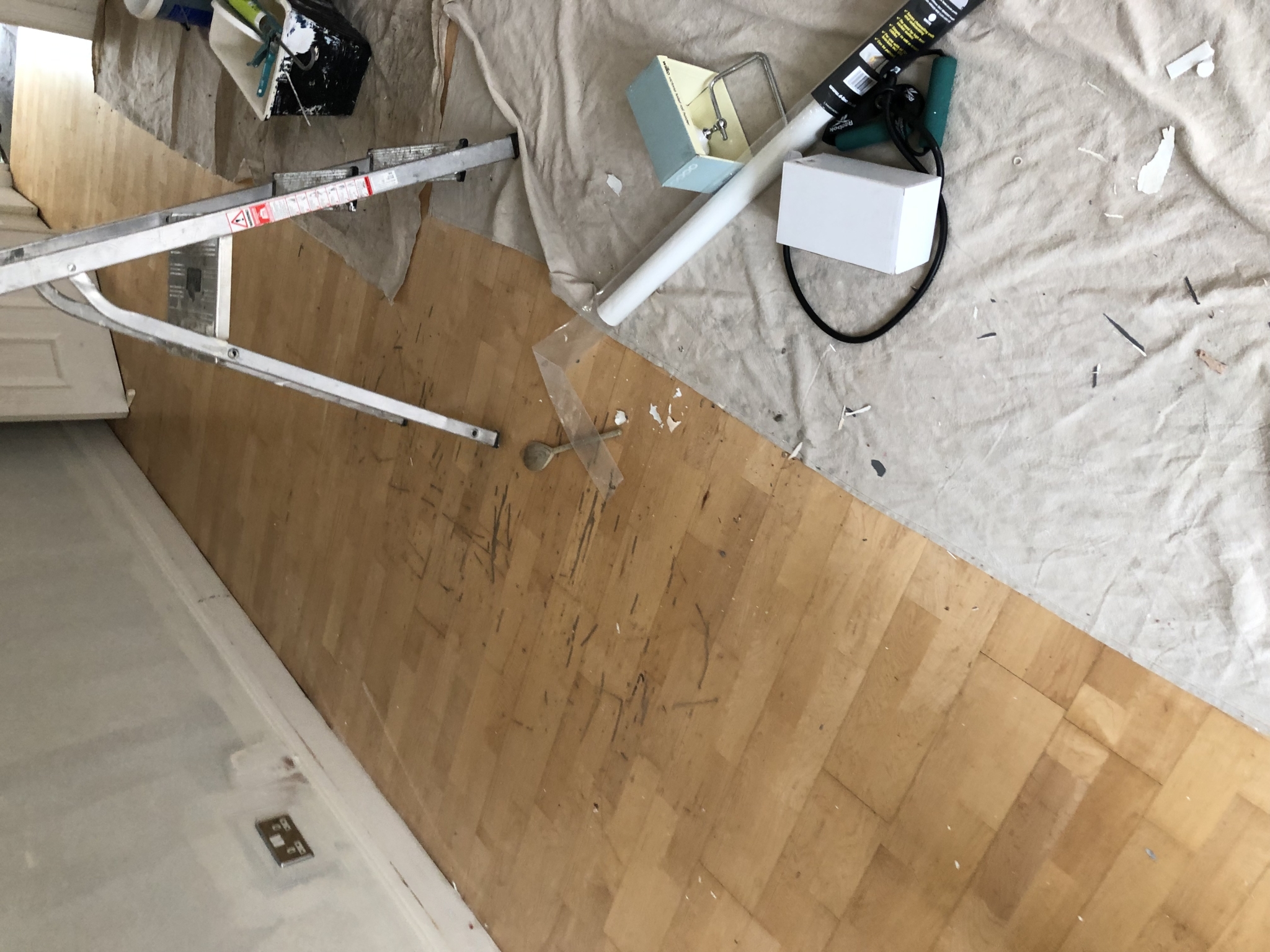 Floor condition before work at E17