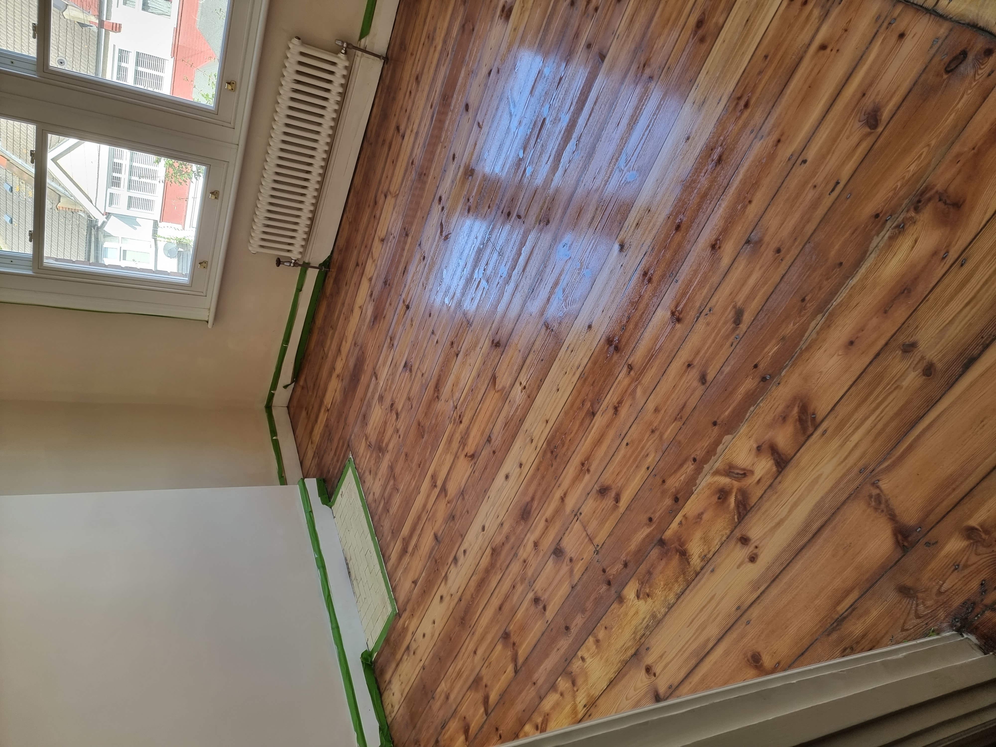 Floorboards floor after sanding work in E4