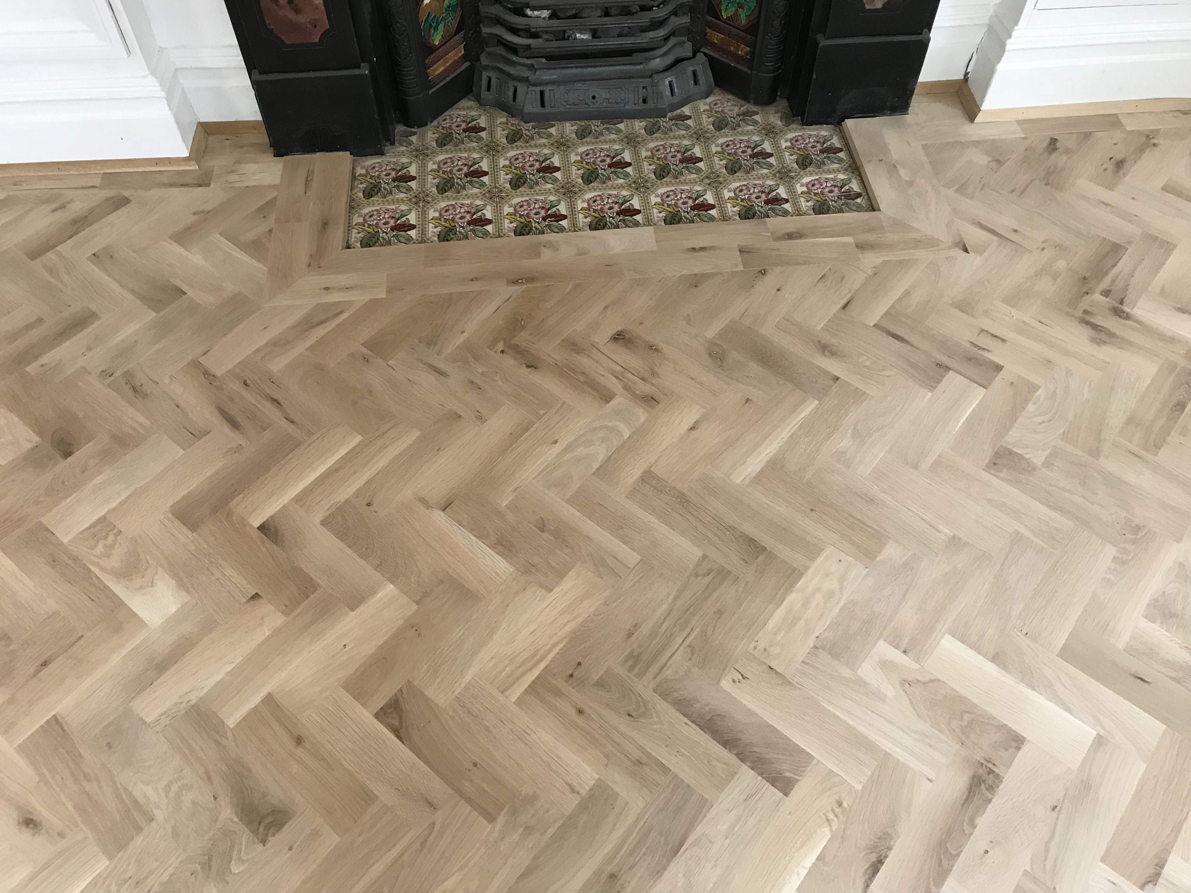 Parquet floor after sanding work in E7