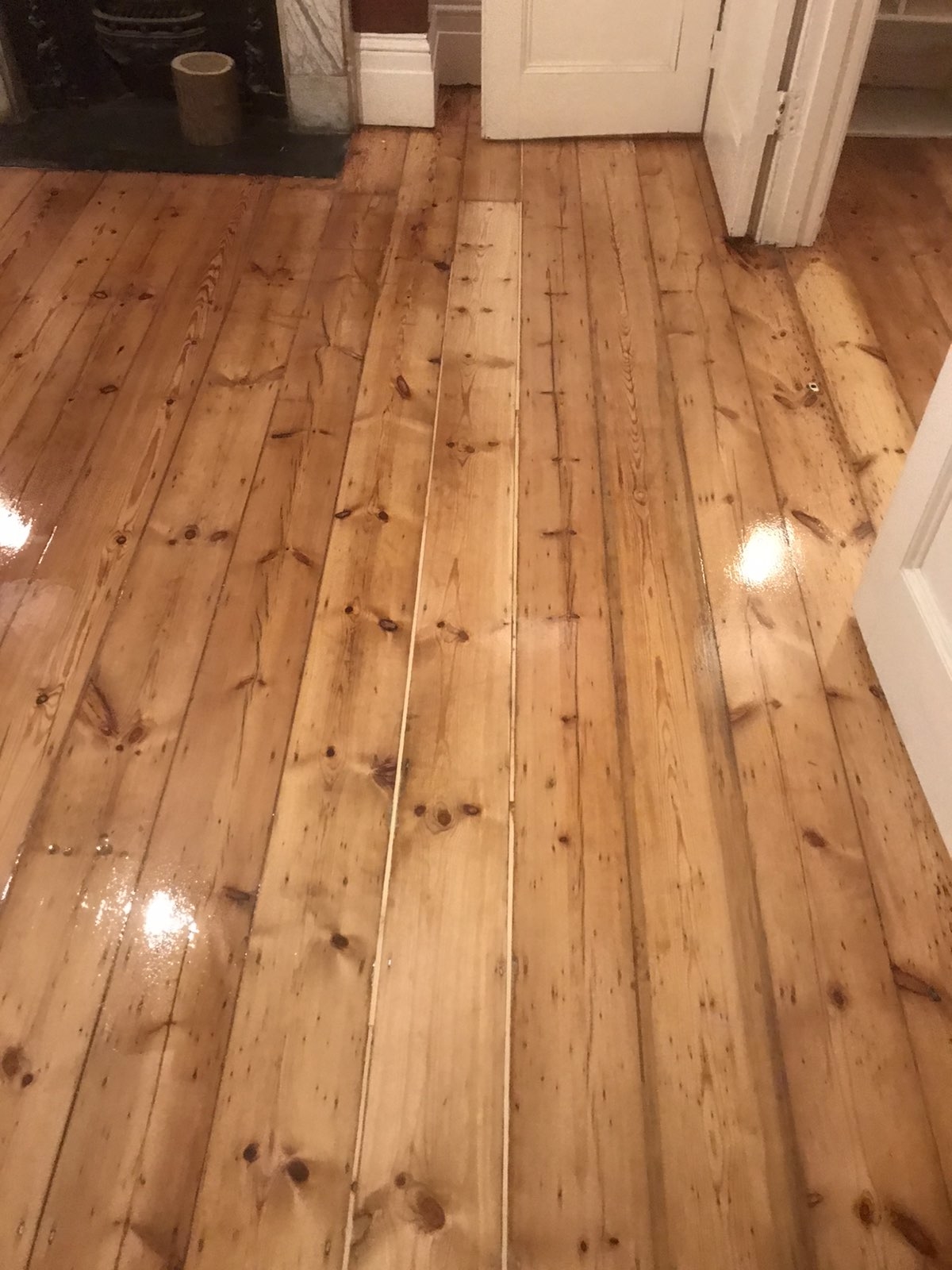 Laminate floor after sanding work in N19