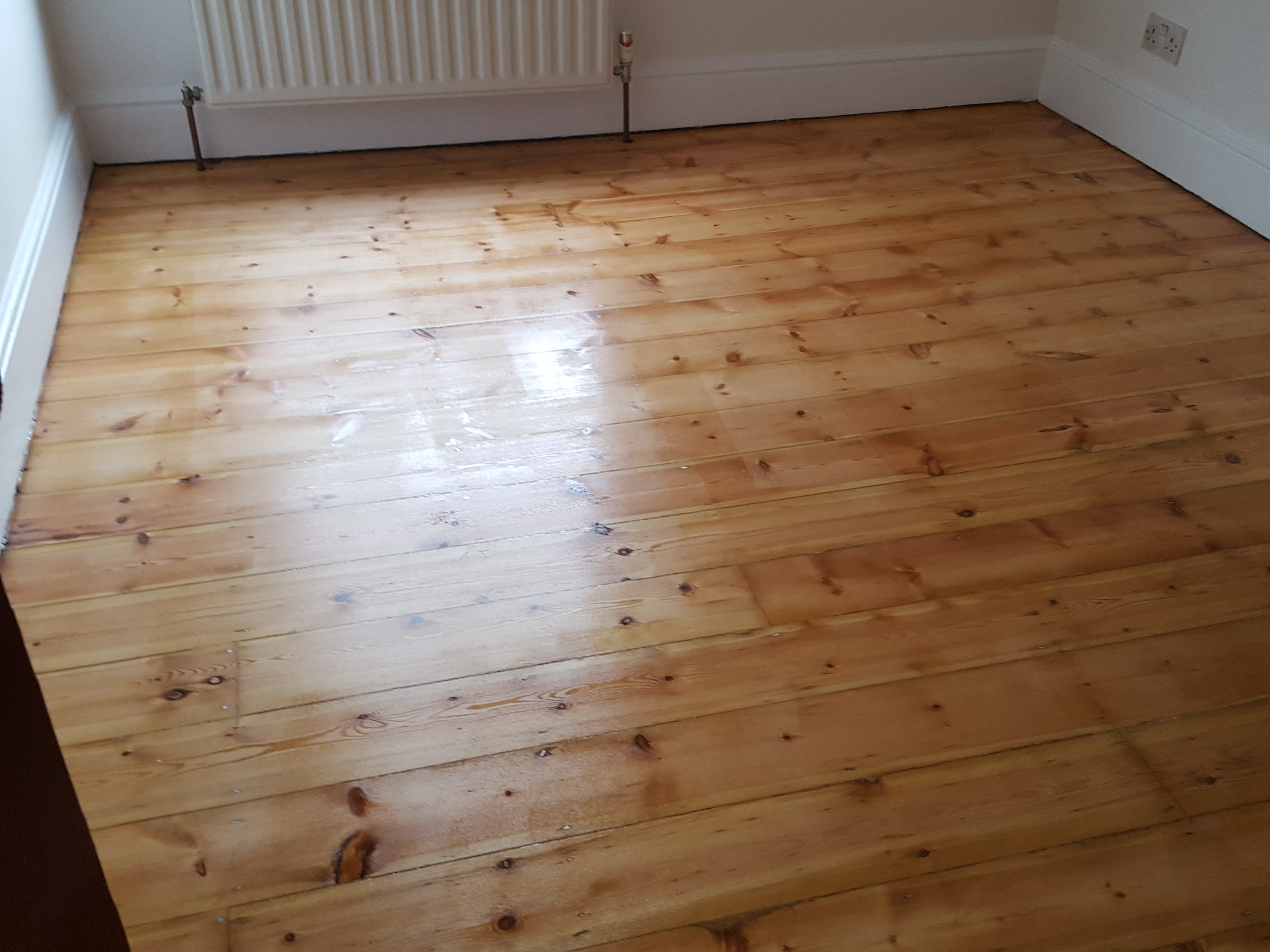 Floorboards floor after sanding work in N22