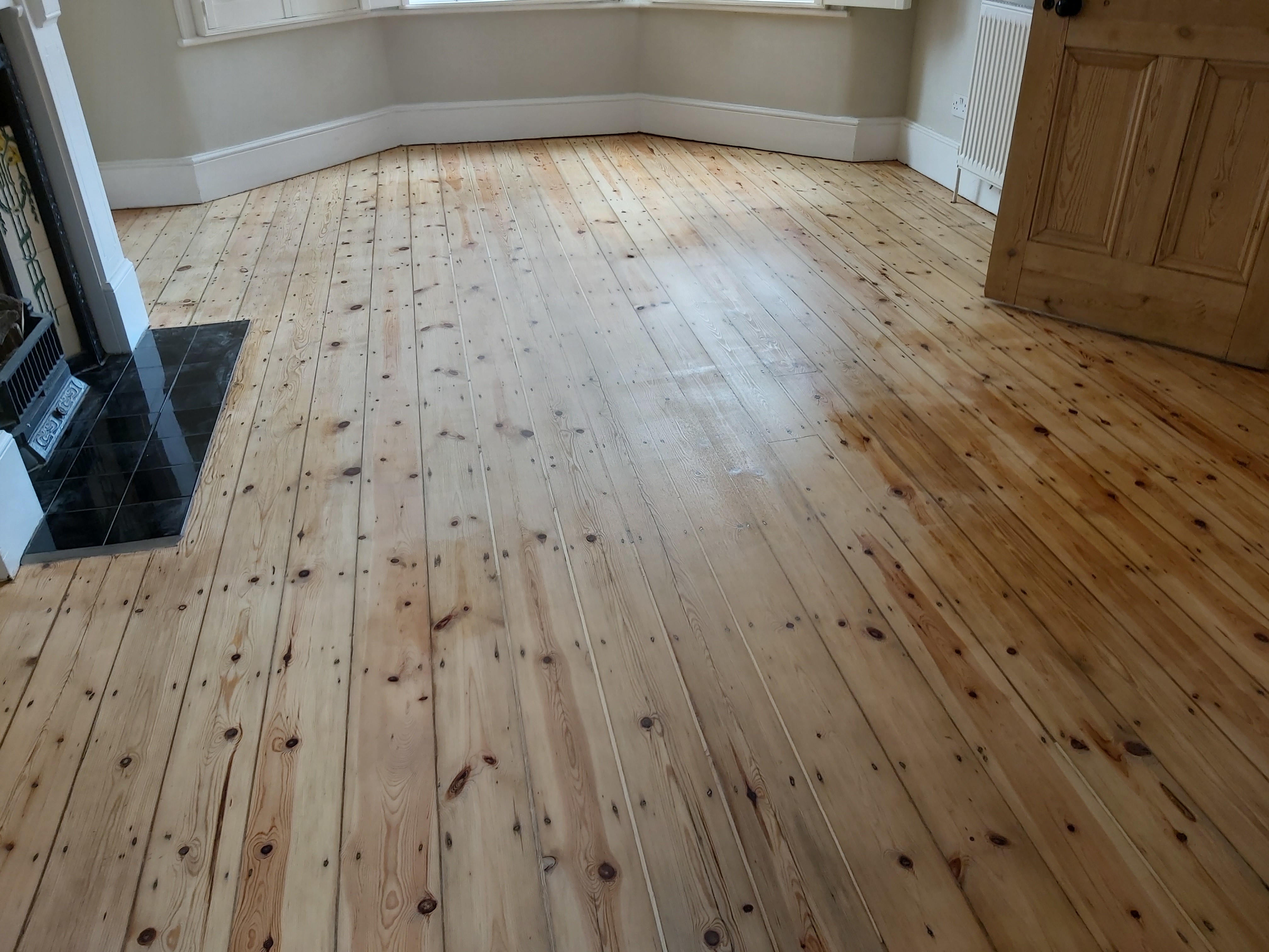 Floorboards floor after sanding work in N22