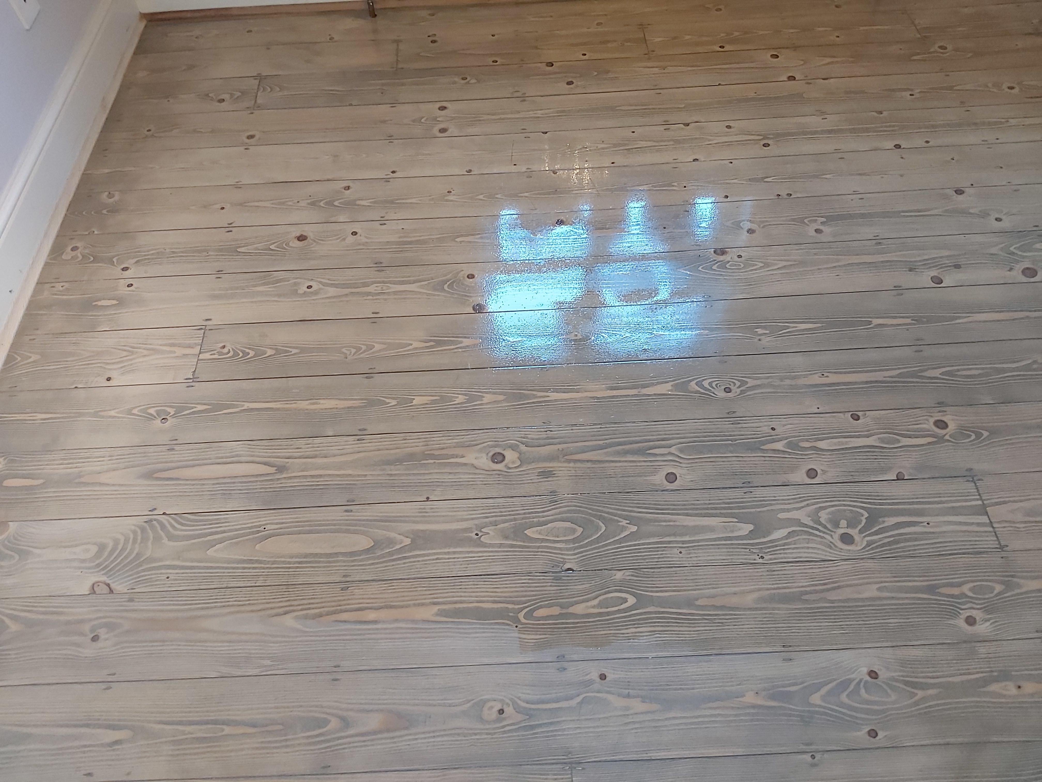 Floorboards floor after sanding work in N4