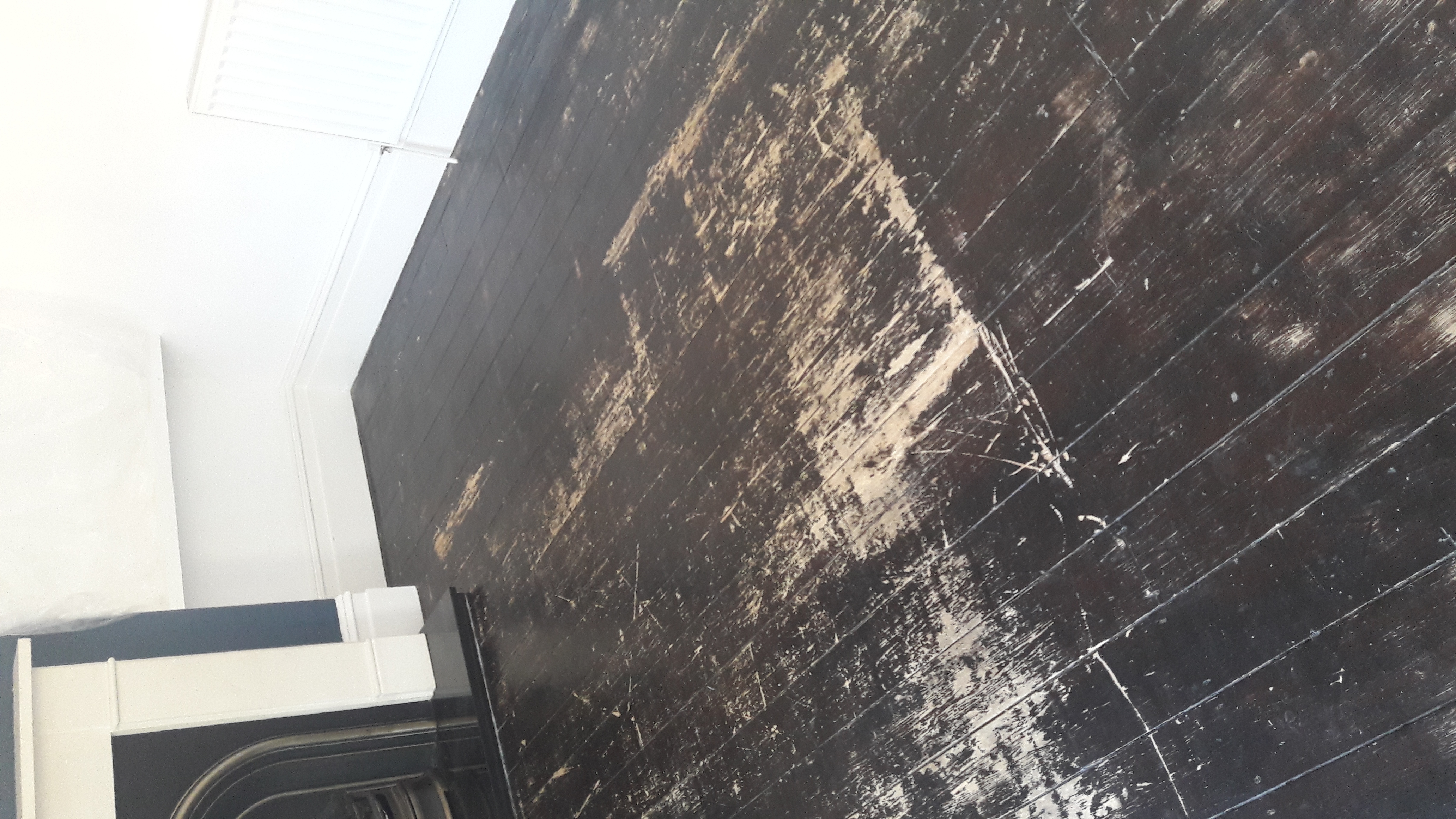 Floorboards floor after sanding work in N5