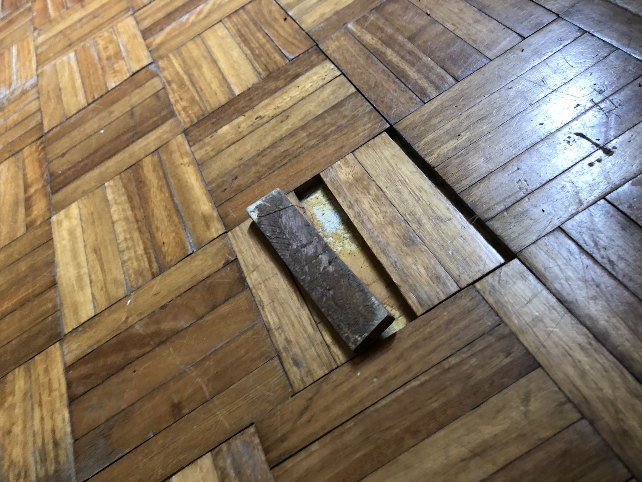 Floor condition before work at NW2