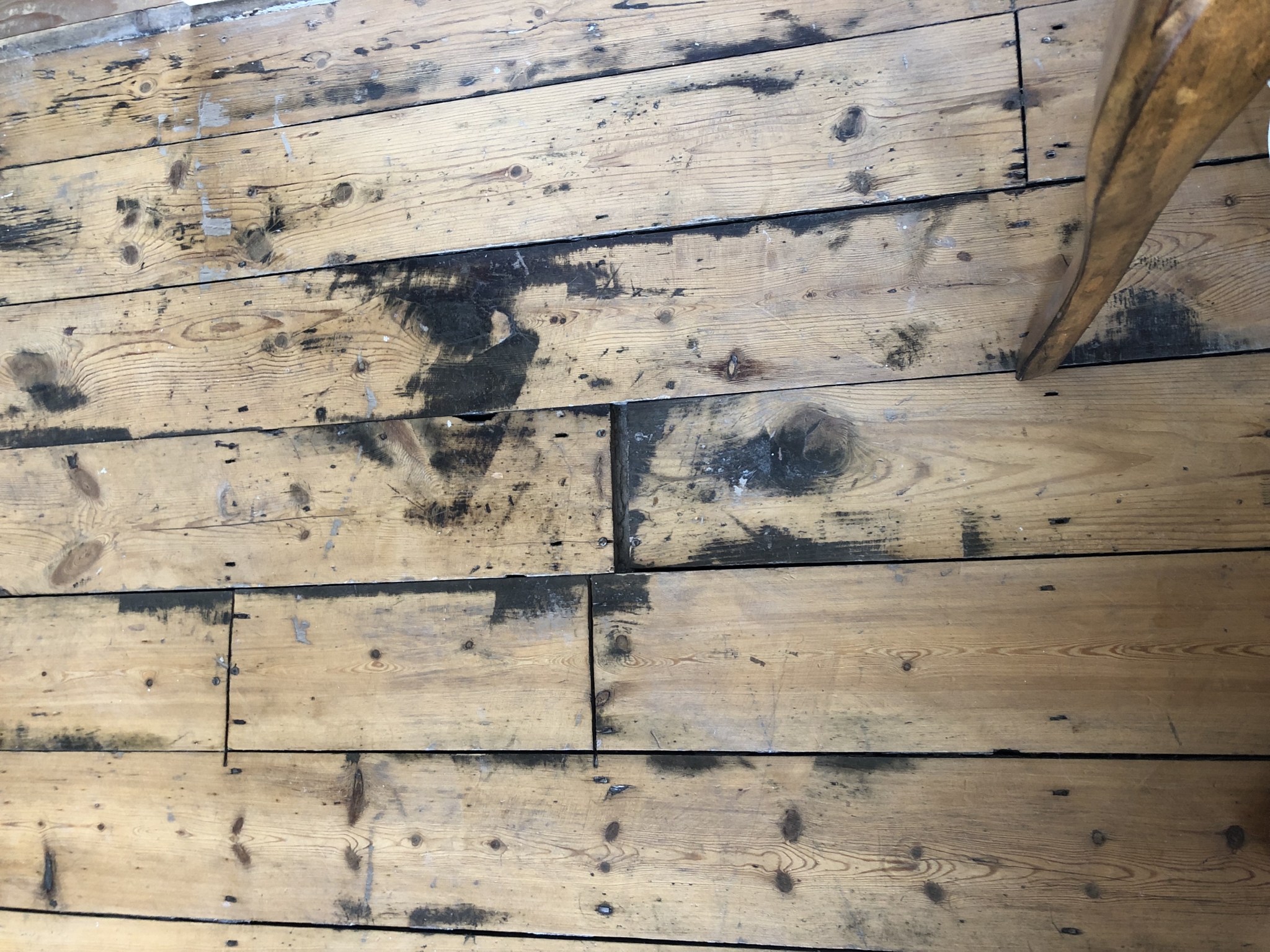 Floor condition before work at NW5