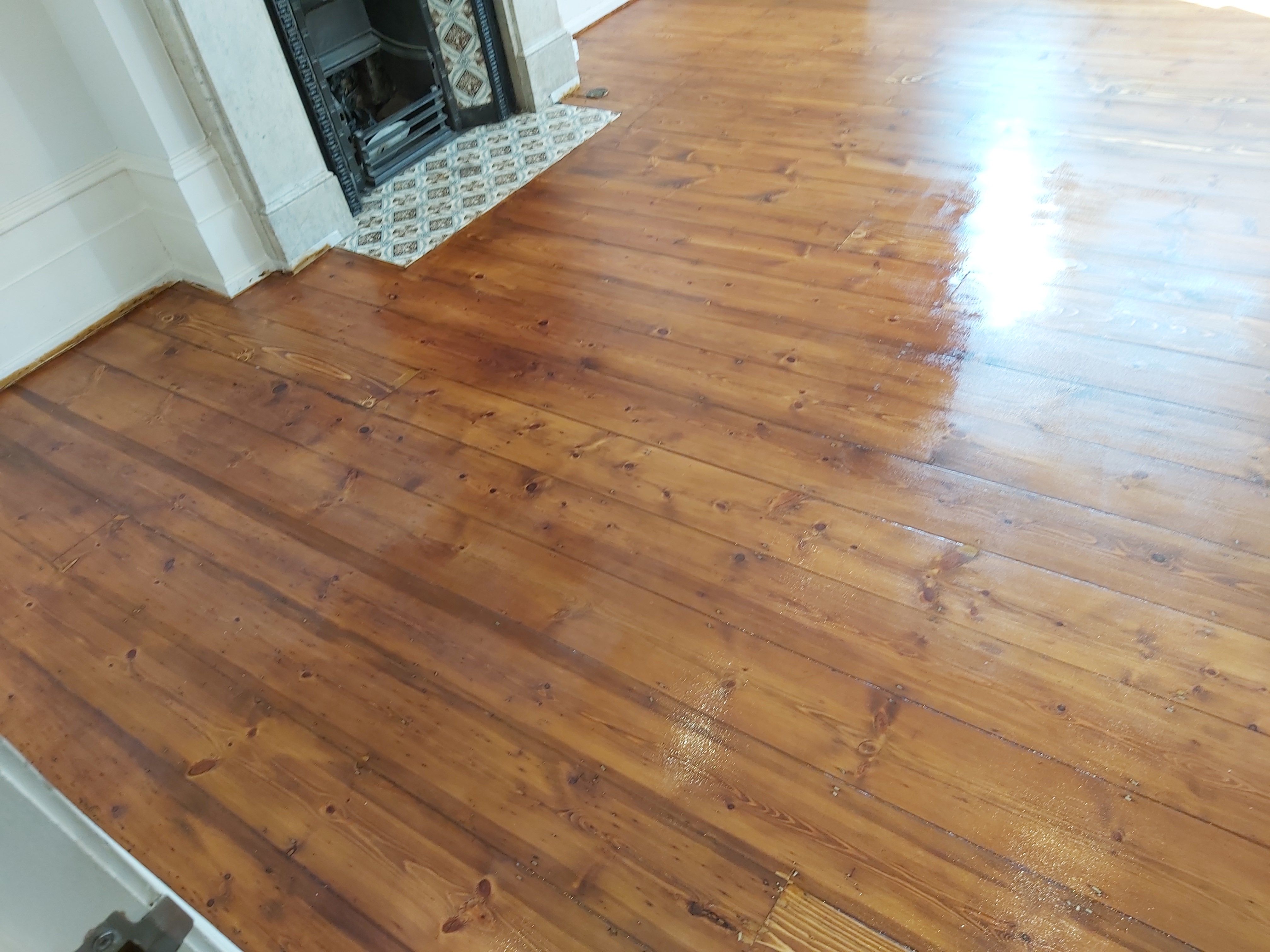 Laminate floor after sanding work in NW6
