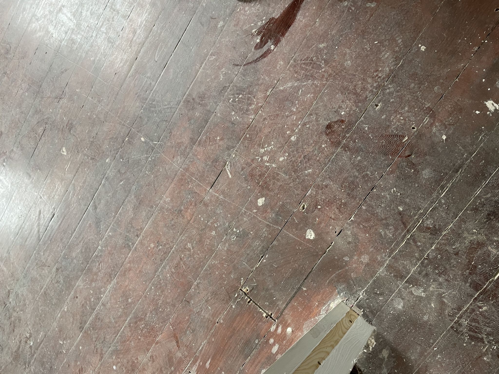 Floor condition before work at SE10