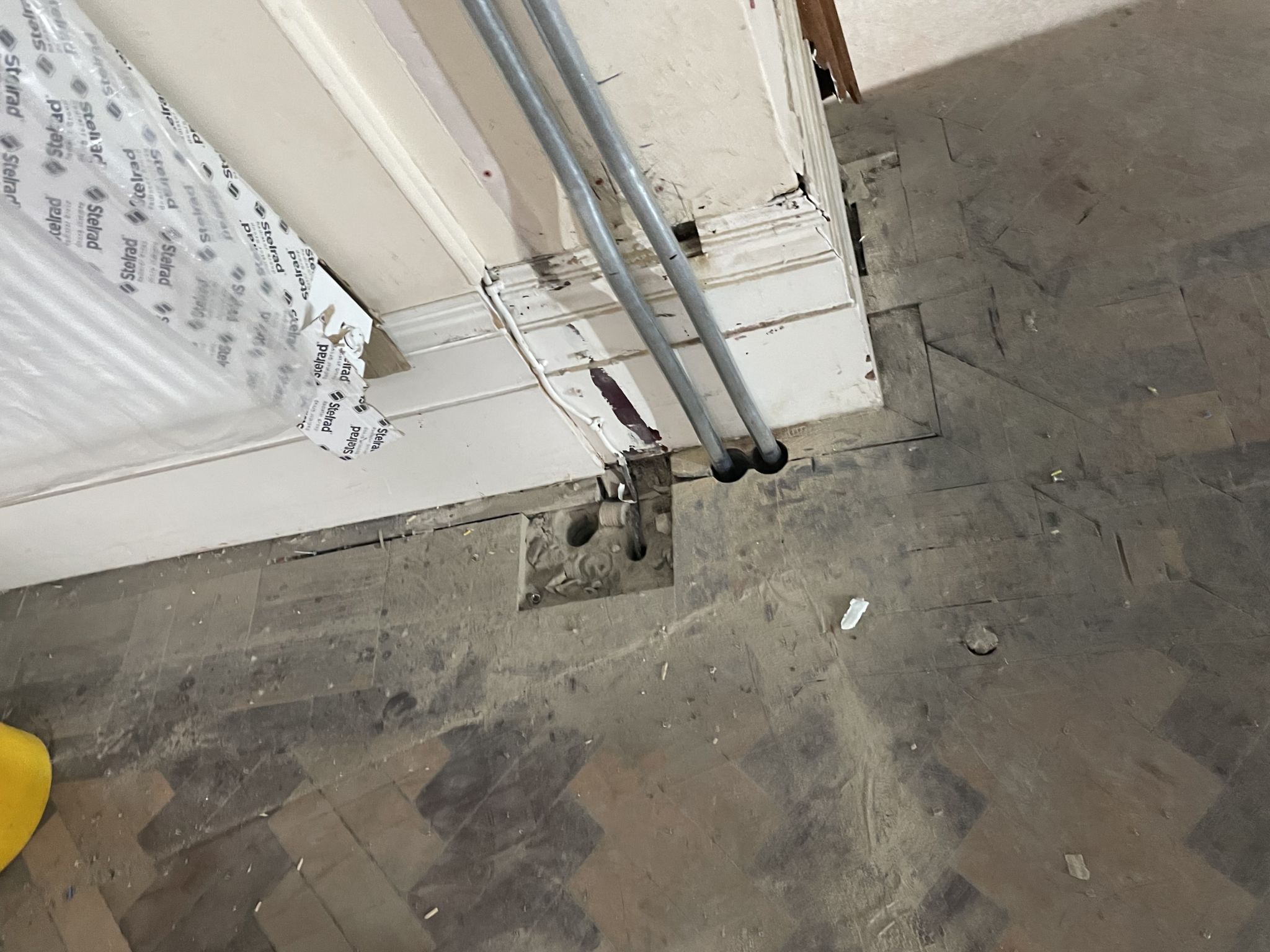 Floor condition before work at SE18