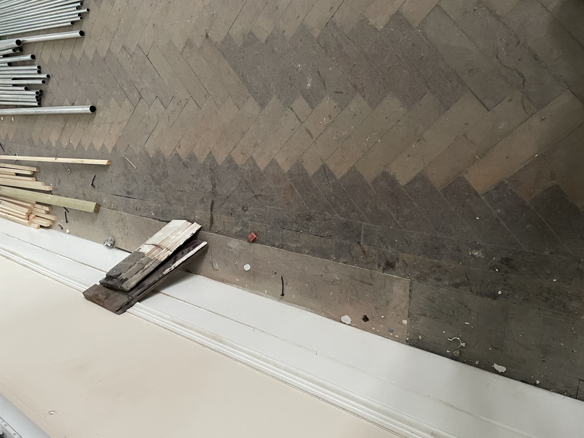 Floor condition before work at SE18