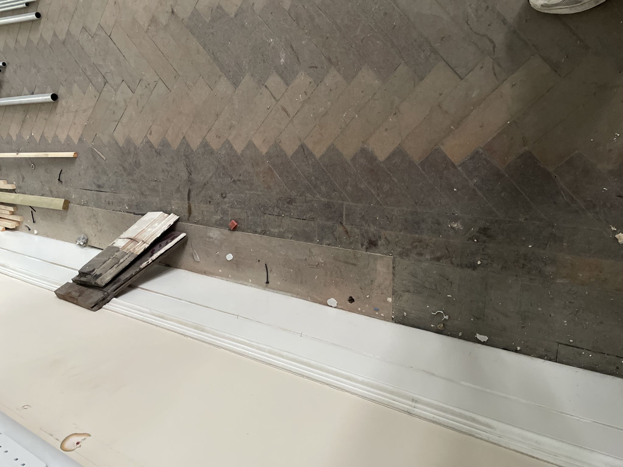 Floor condition before work at SE18