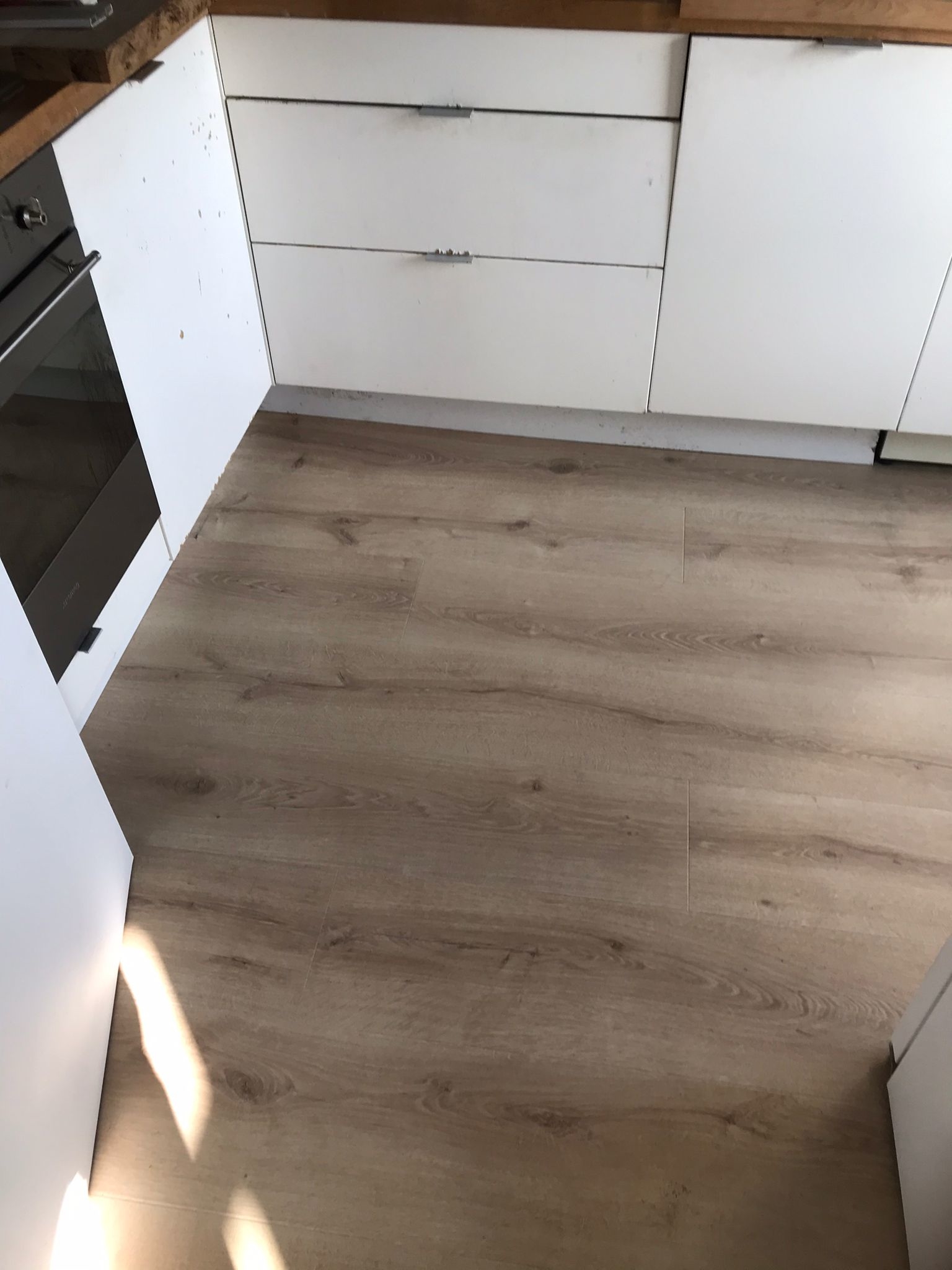 Laminate floor after fitting work in SE19
