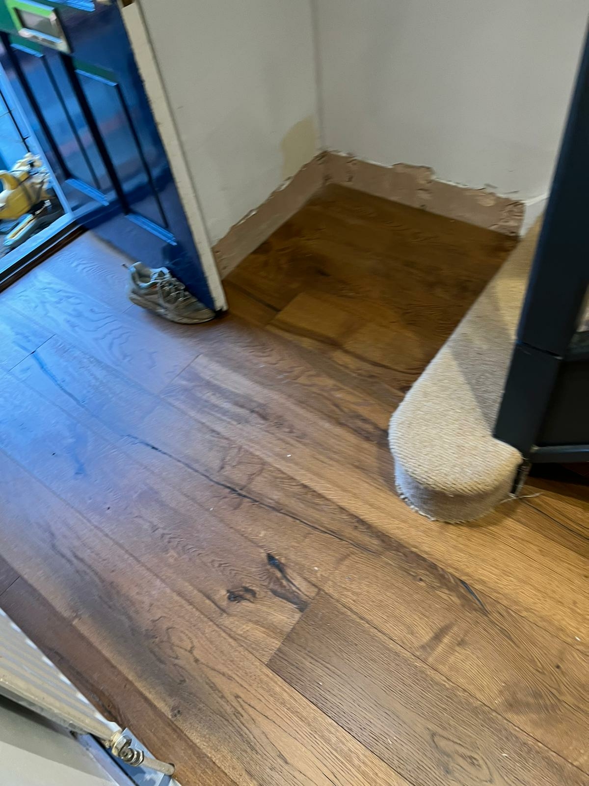 Door trimming detail, SE27 engineered floor fit