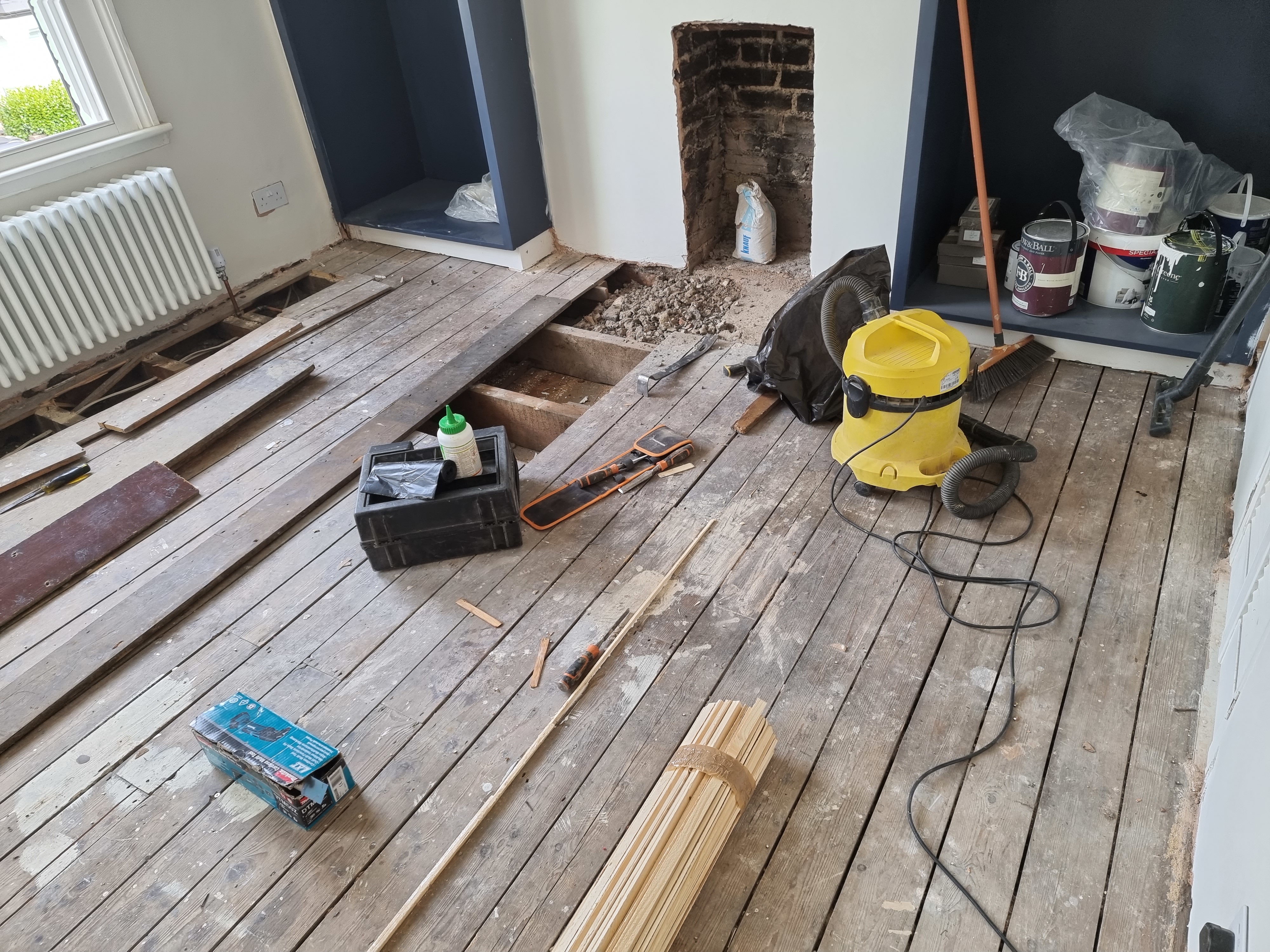 Floorboards floor after sanding work in SE4