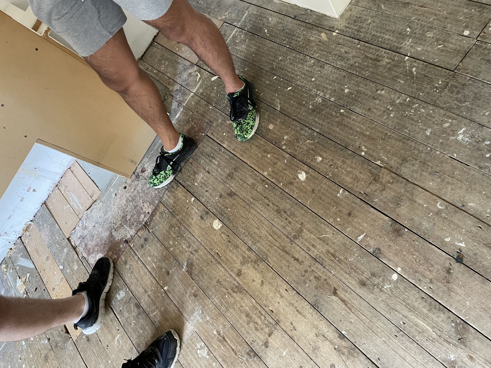 Floor condition before work at SE9