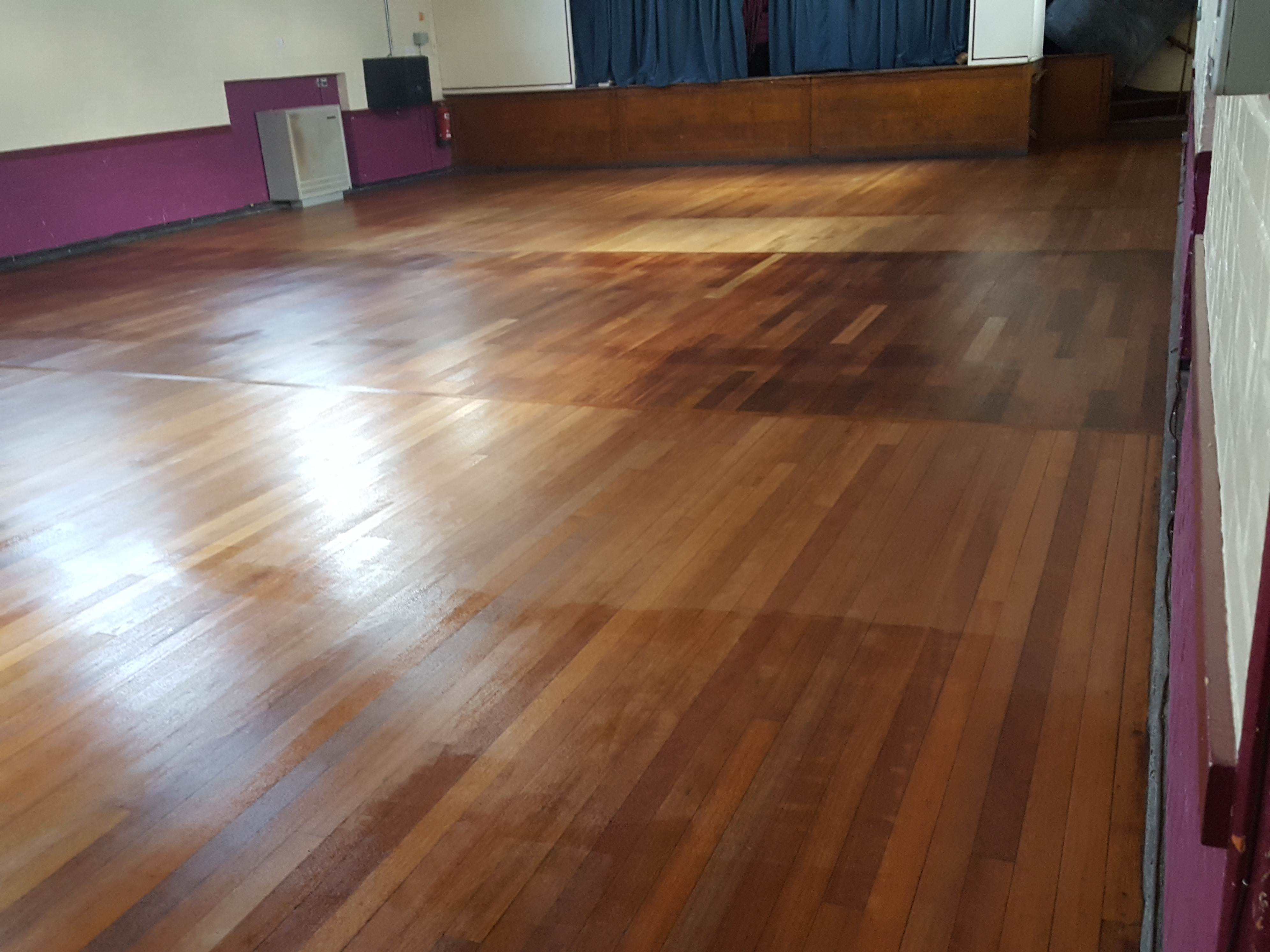 Hardwood floor after sanding work in SE9