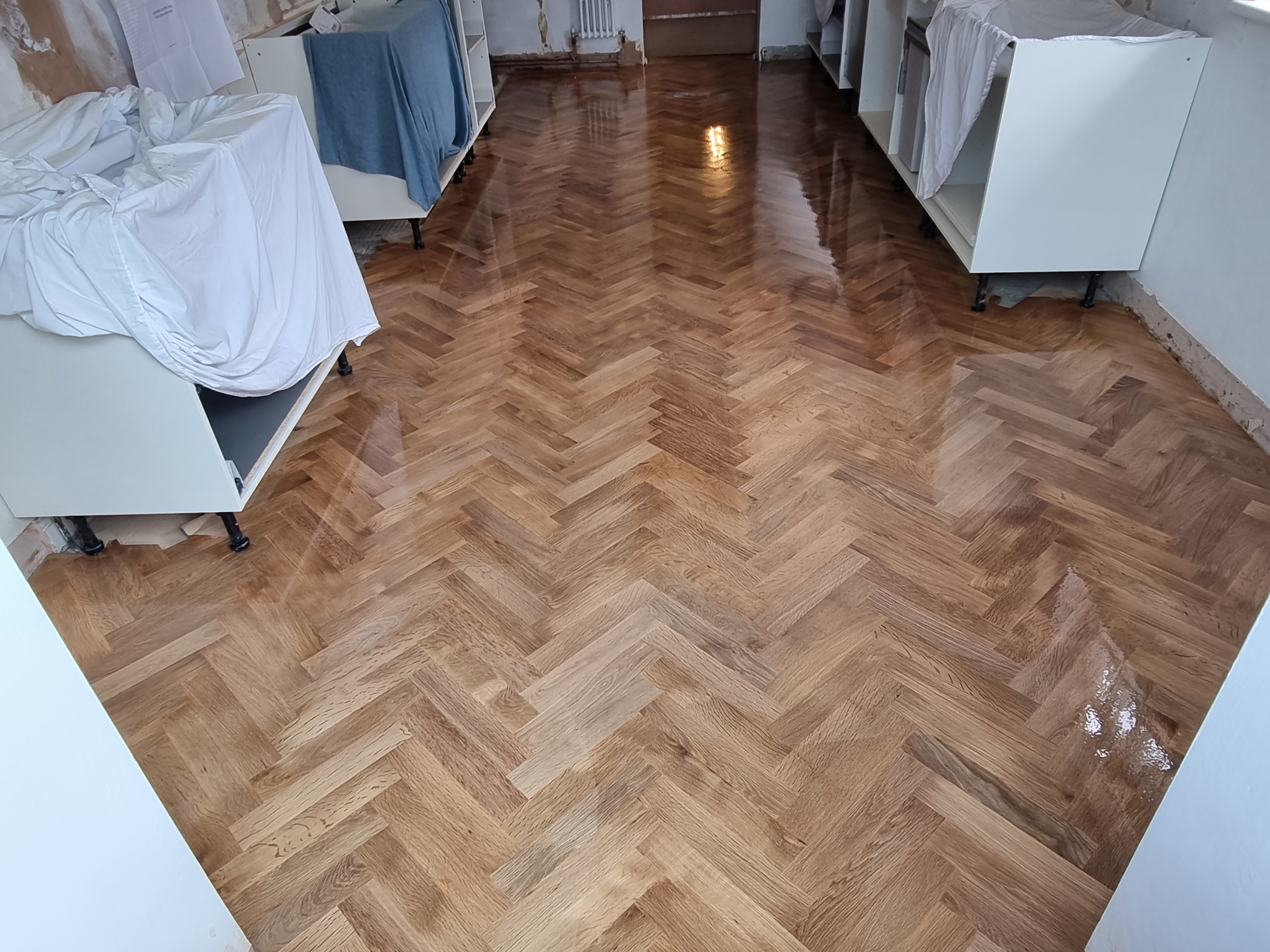 Parquet floor after sanding work in SL4