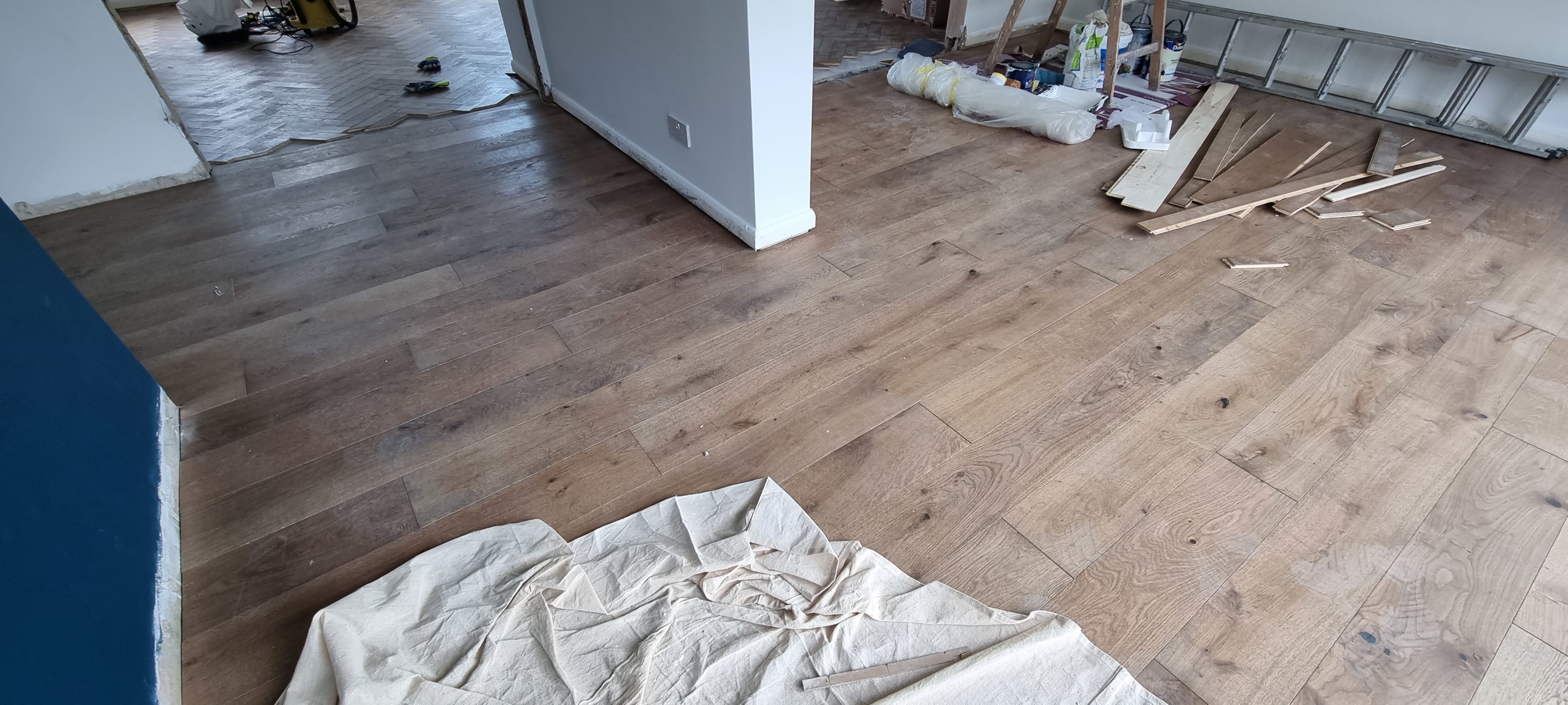 Parquet floor after fitting work in SM2
