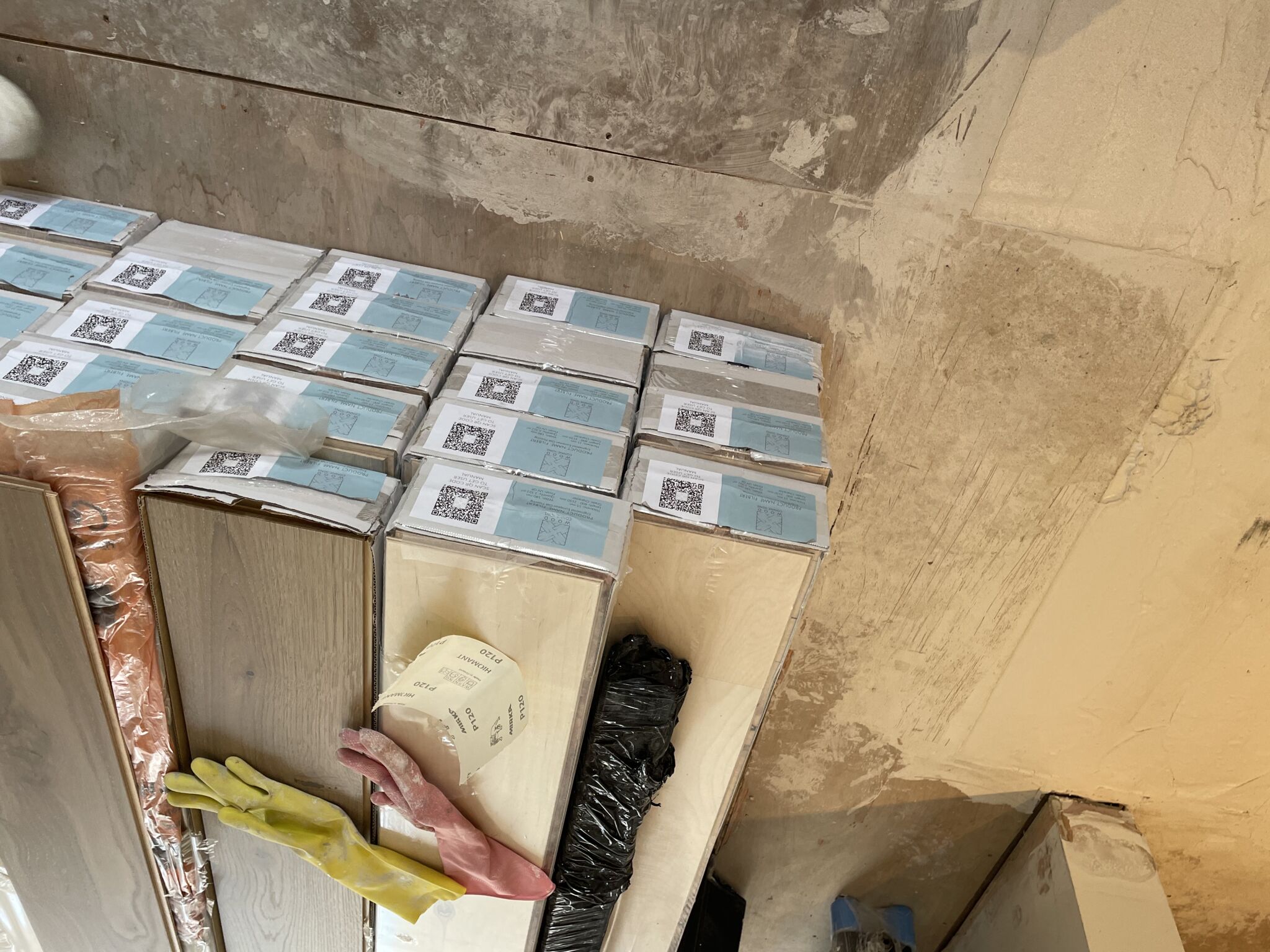 Floor condition before work at SW12