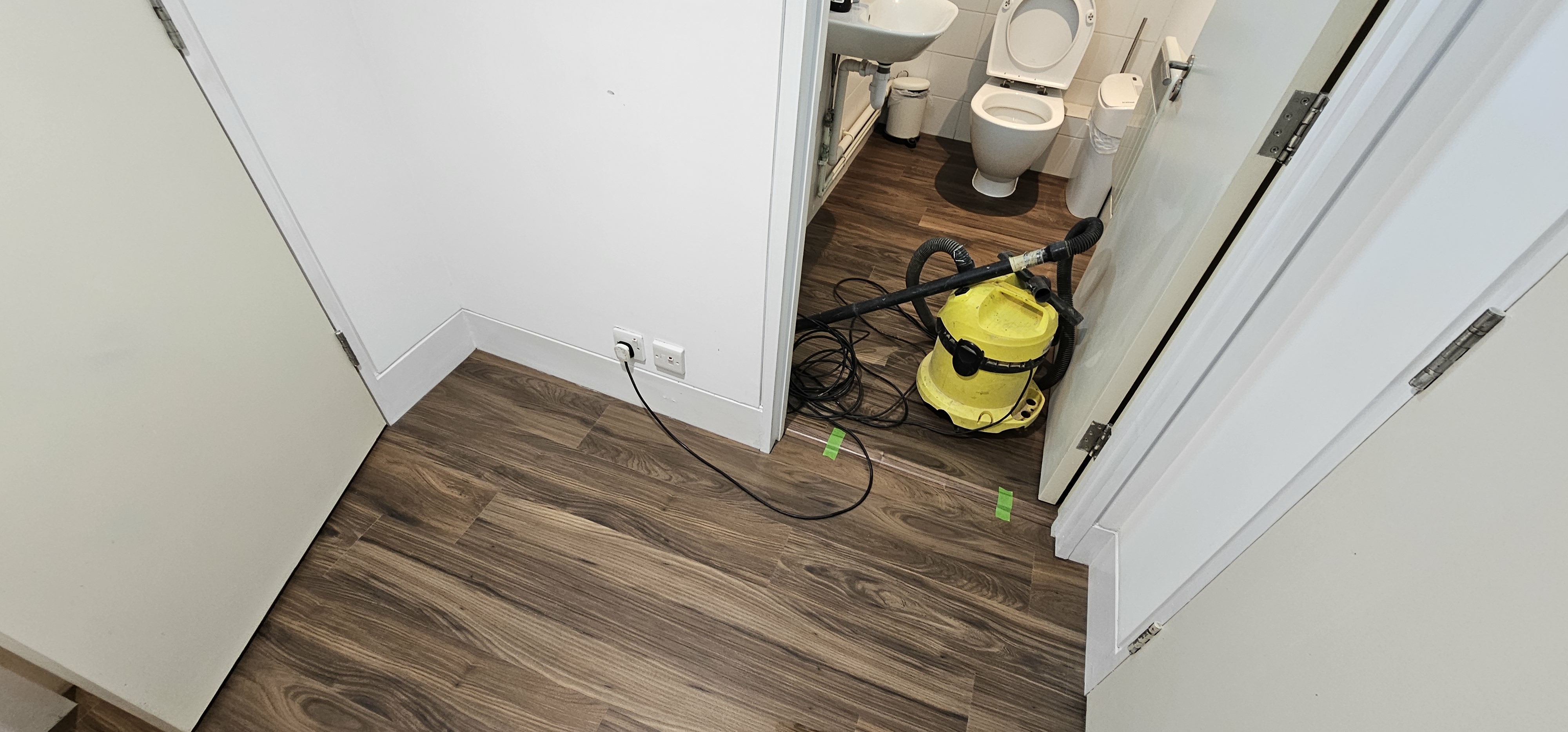 Vinyl floor after fitting work in SW15