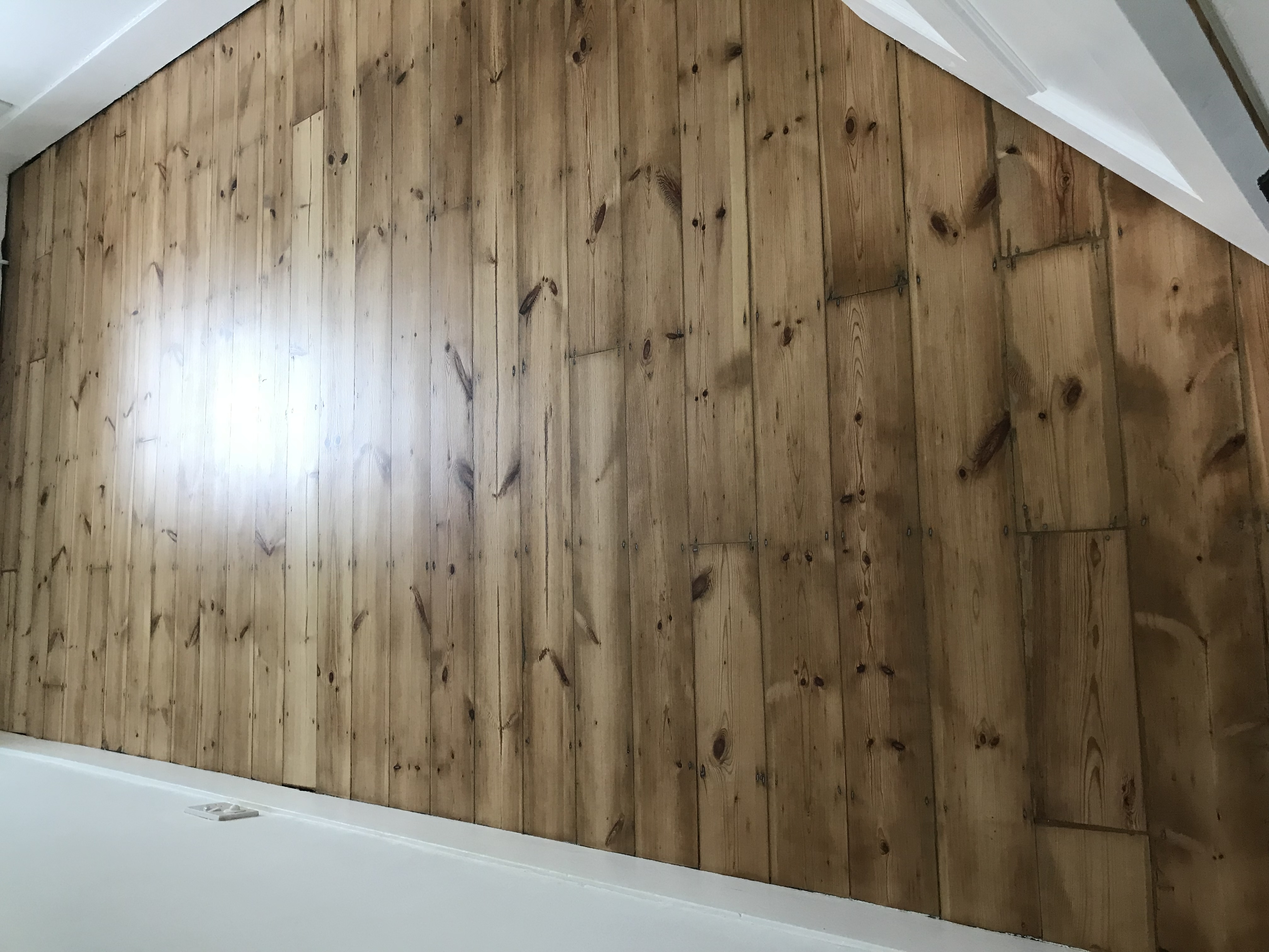 Laminate floor after sanding work in SW15