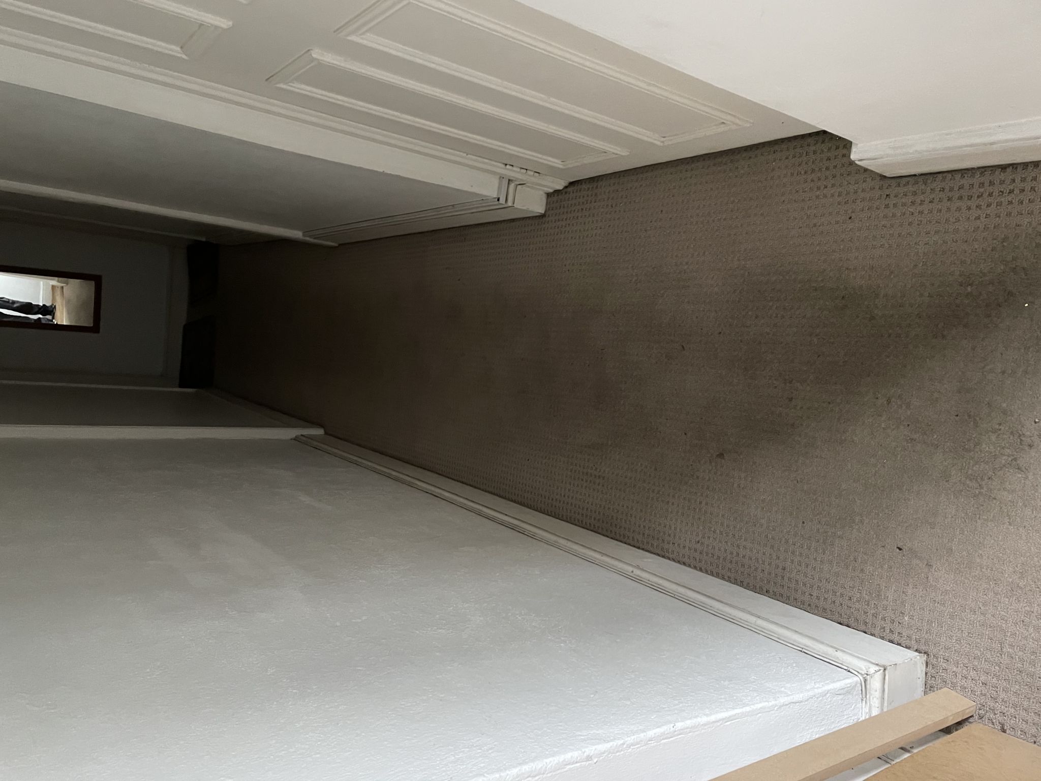 Floor condition before work at SW16