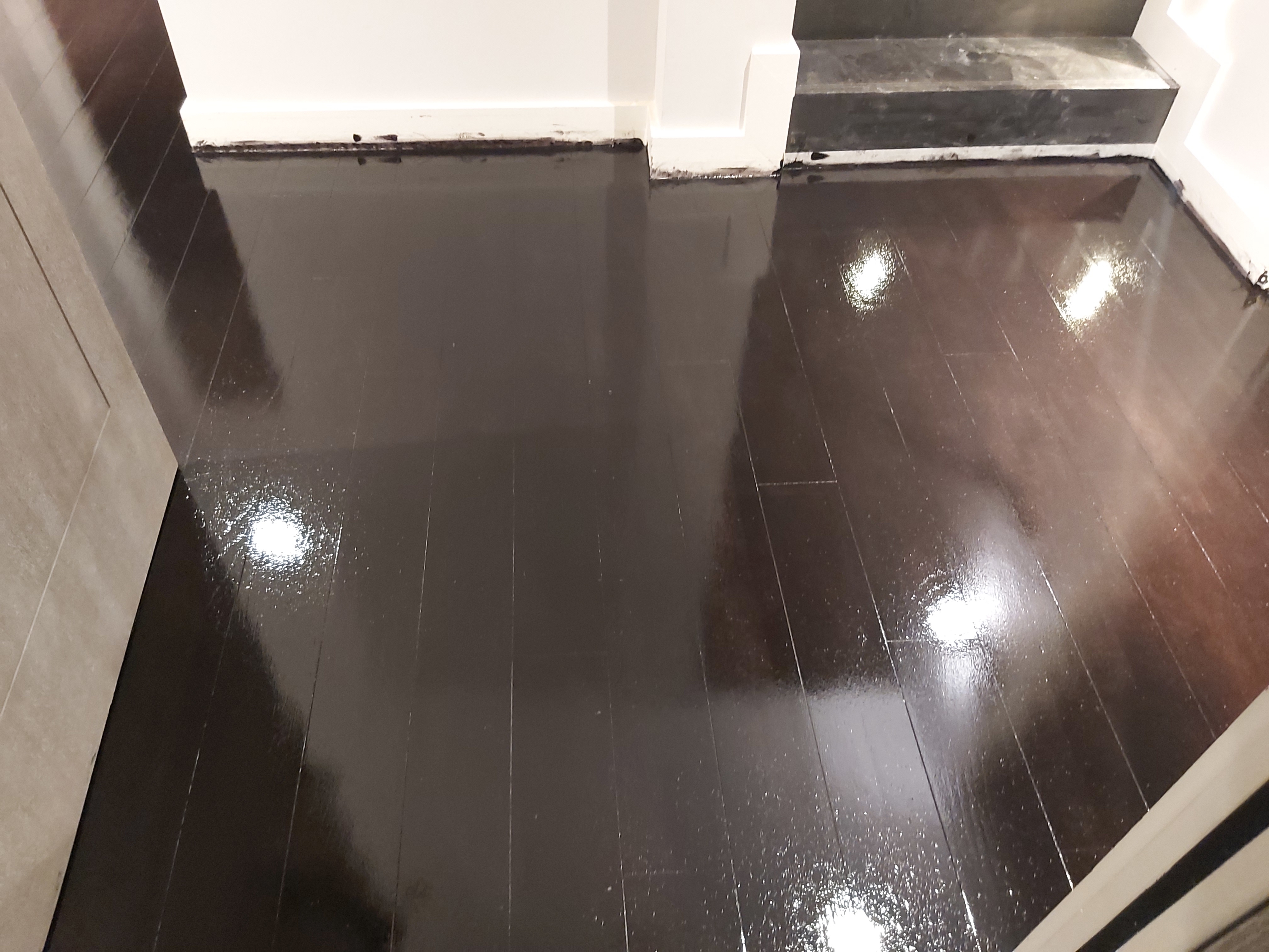 Hardwood floor after sanding work in SW18