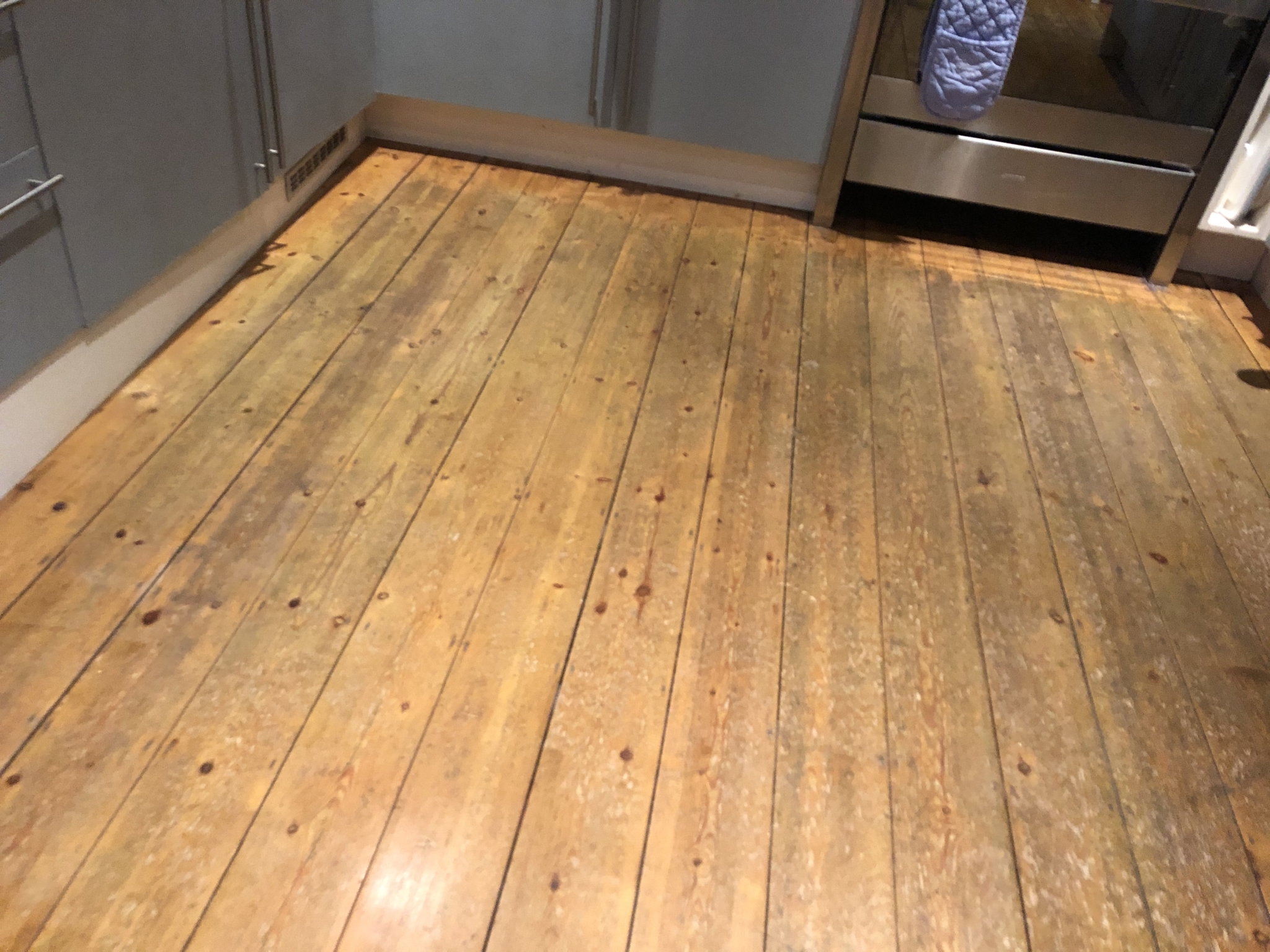 Floor condition before work at SW18