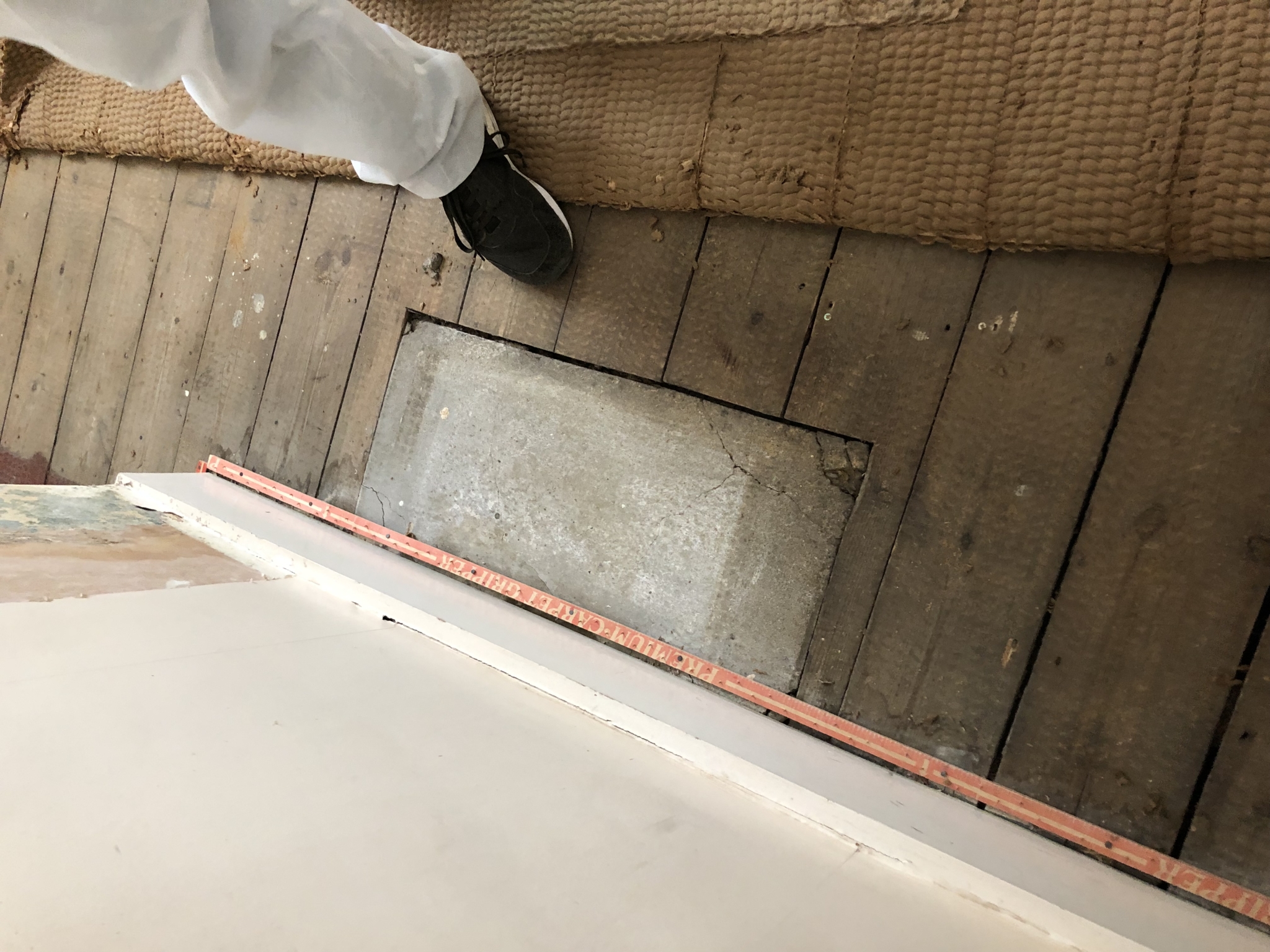 Floor condition before work at SW19