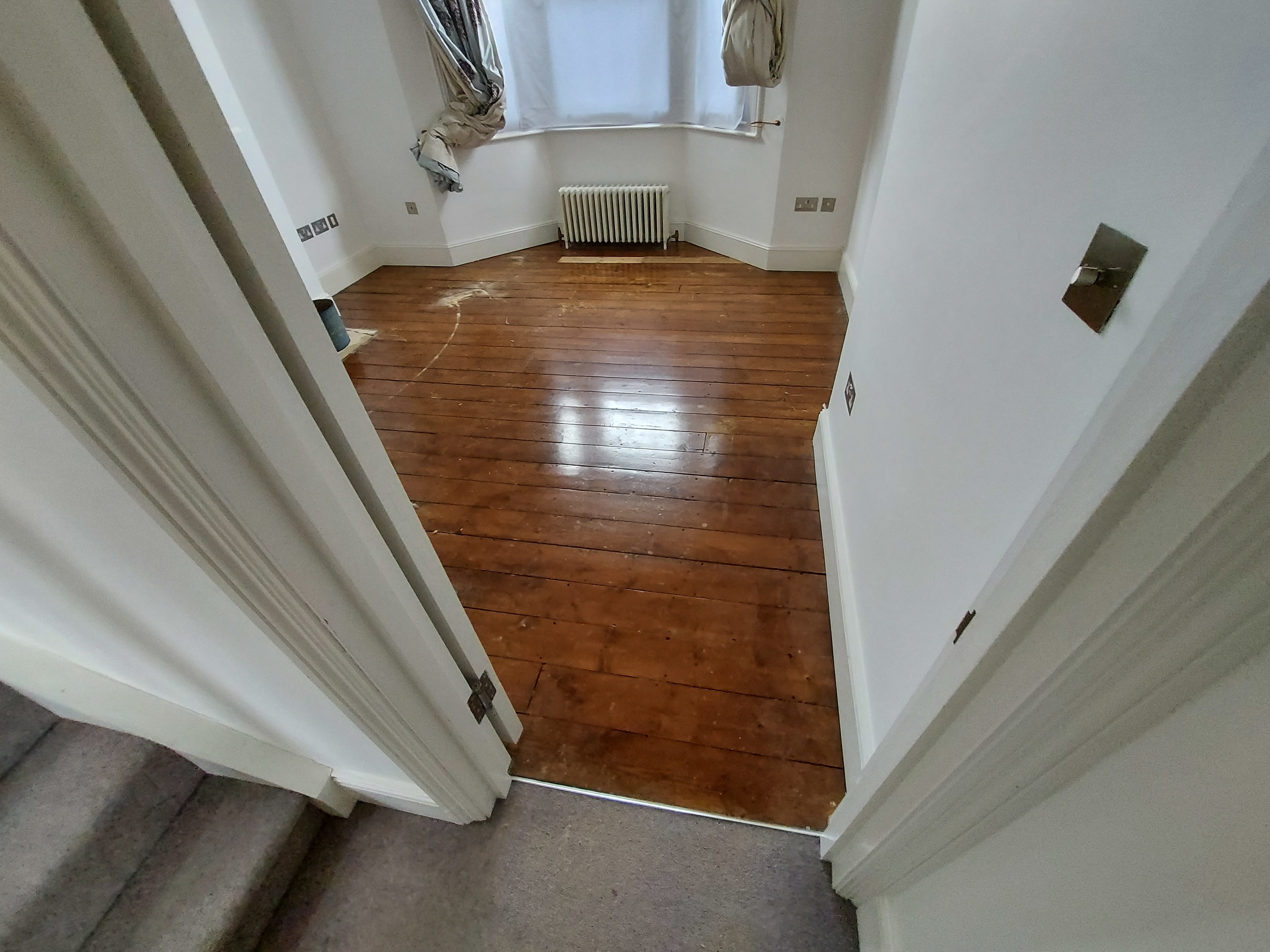 Hardwood floor after sanding work in SW20