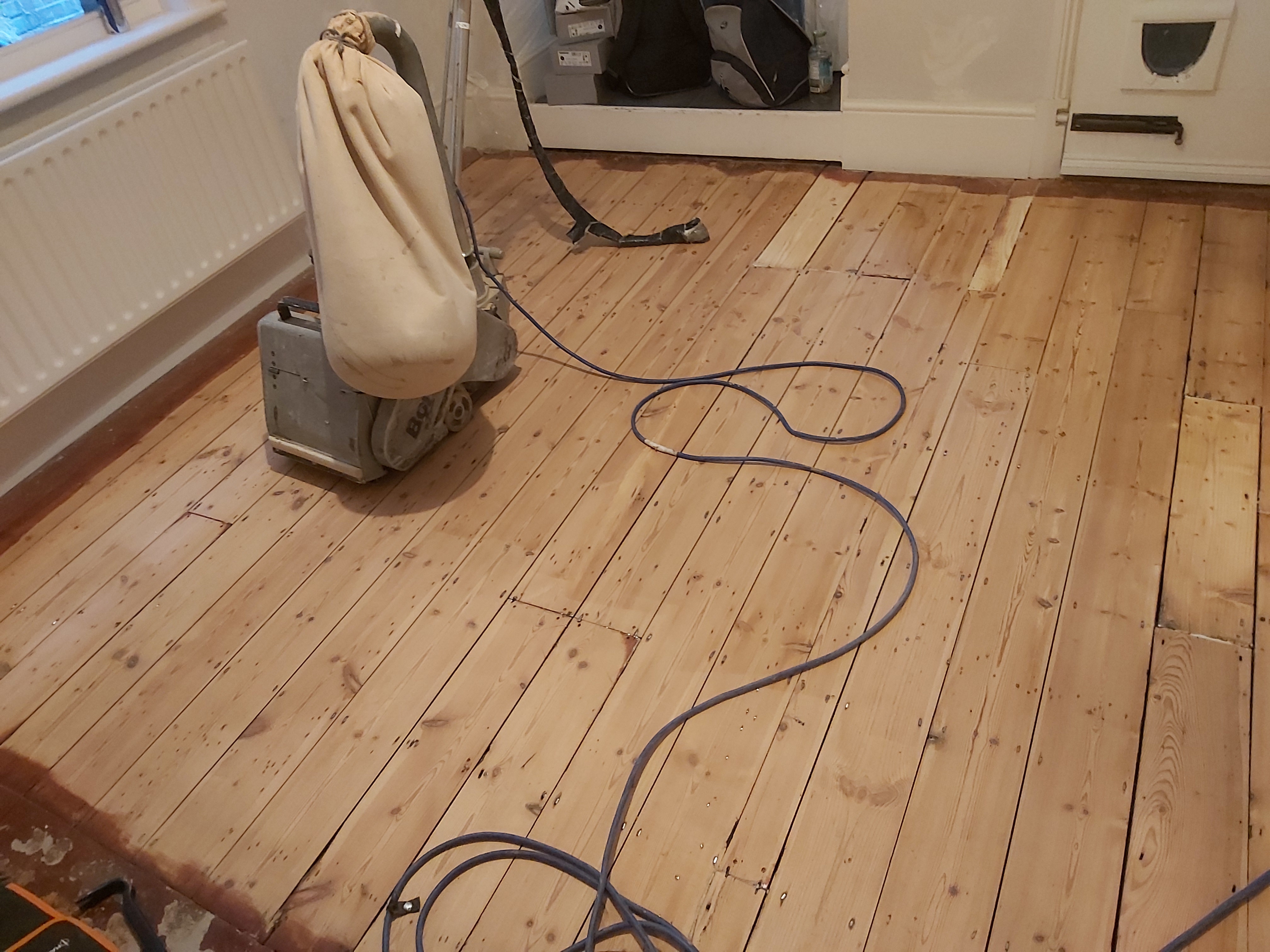 Laminate floor after sanding work in SW2