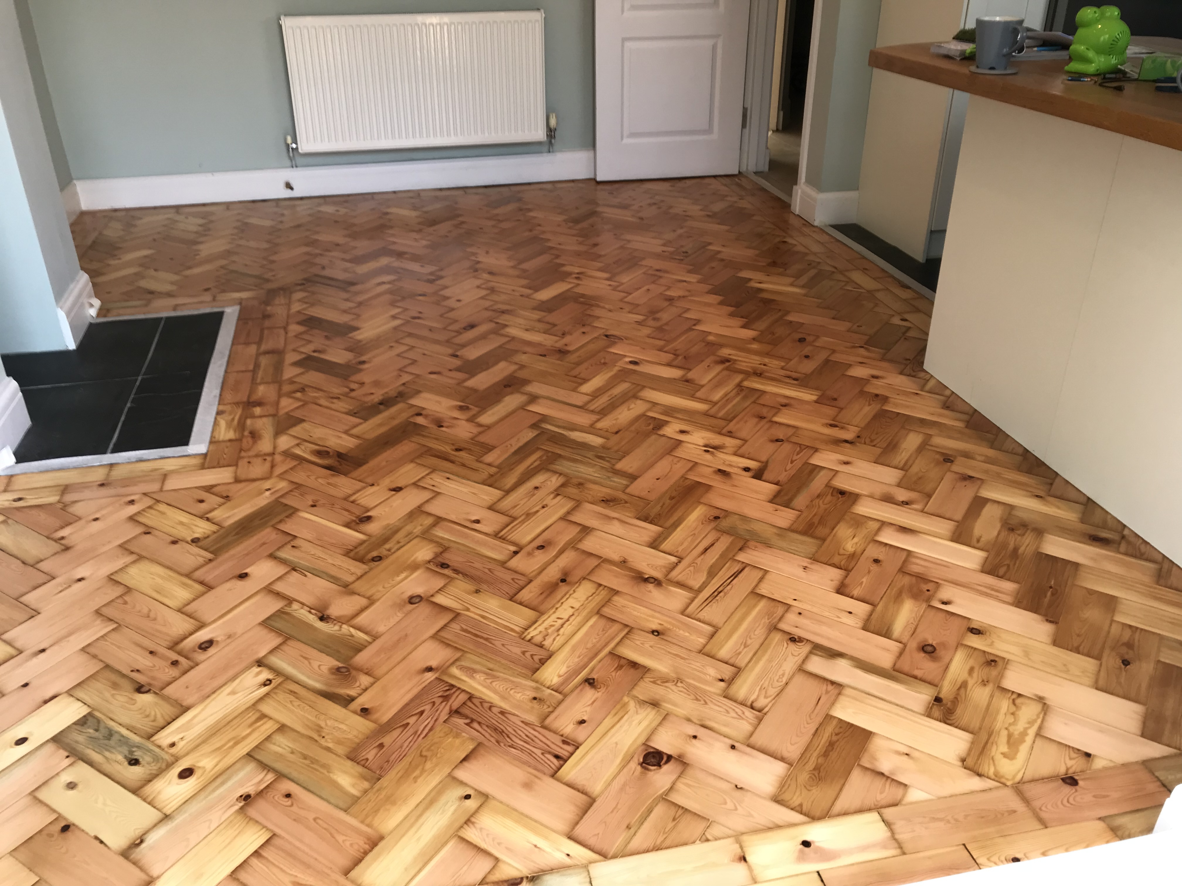 Parquet floor after sanding work in SW4