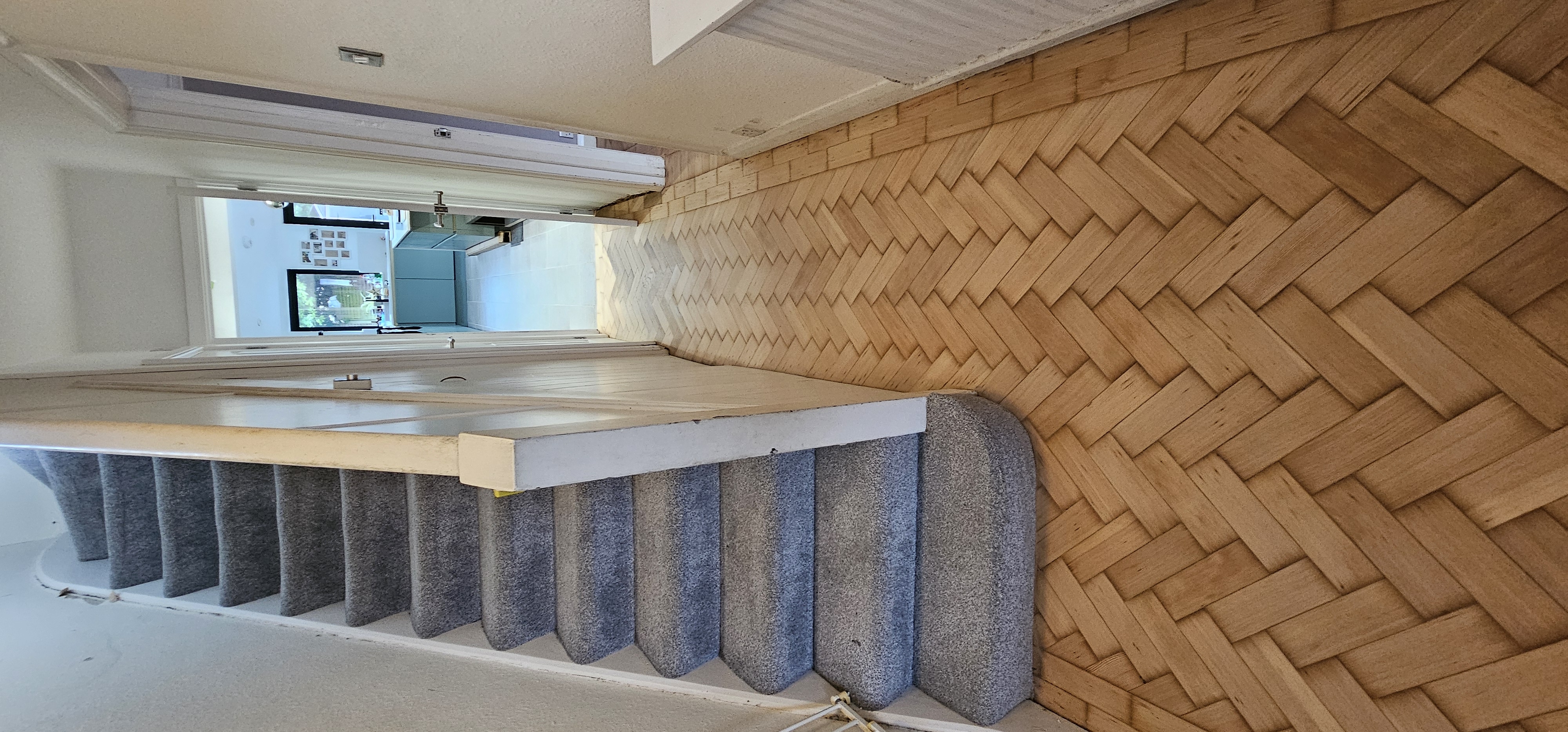 Parquet floor after sanding work in TW2