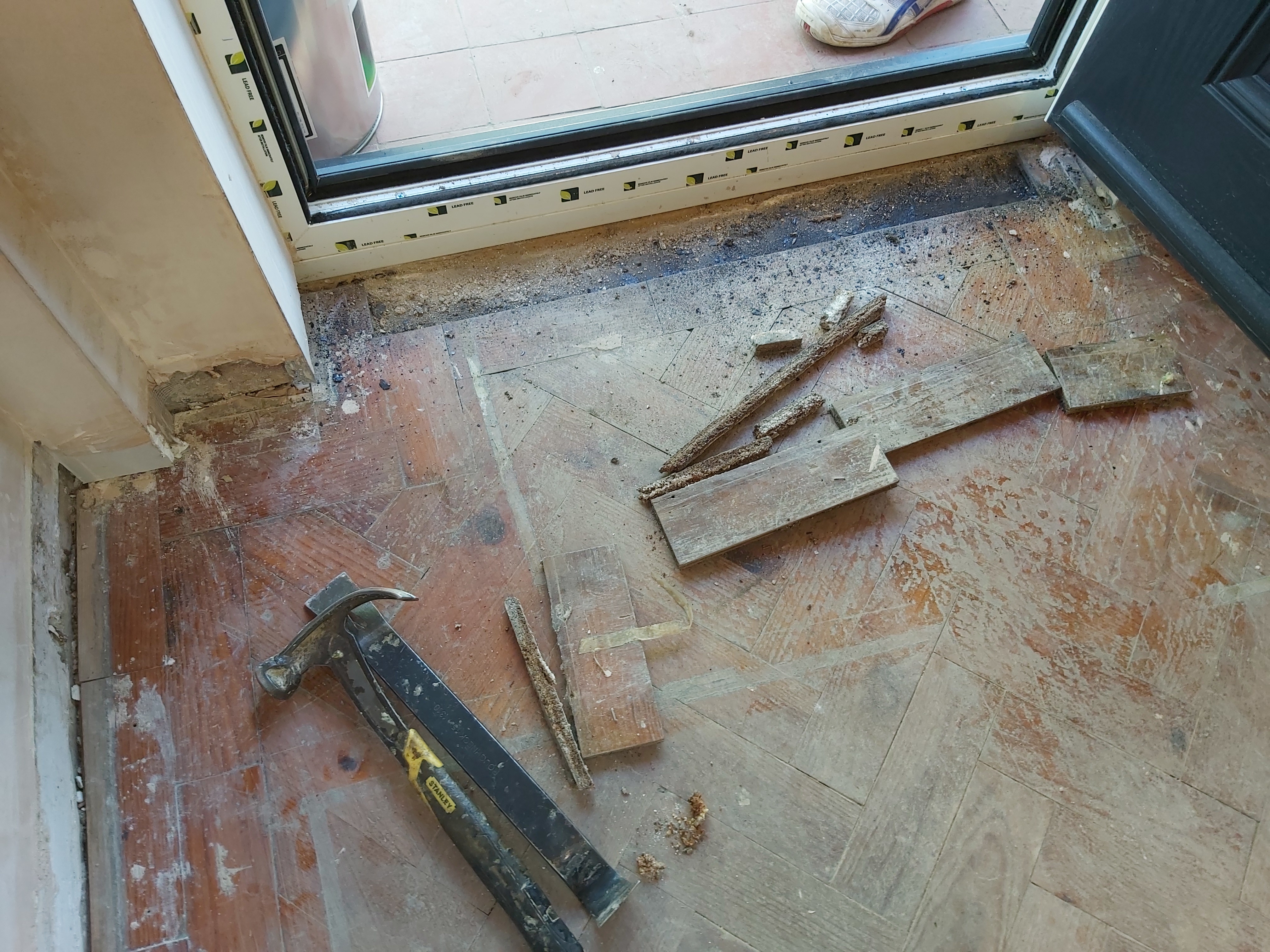 Parquet floor after sanding work in UB7