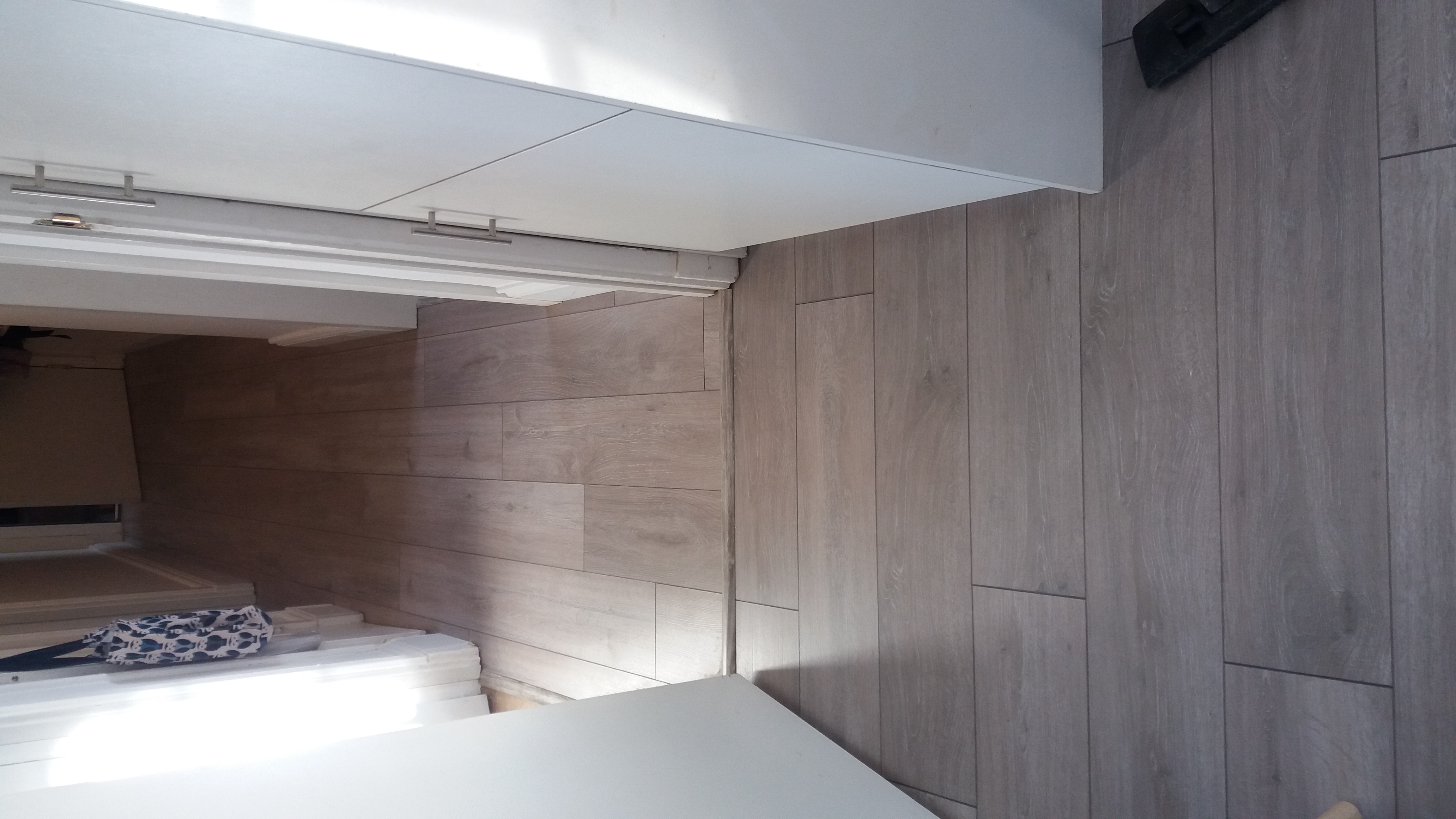 Laminate floor after fitting work in W4