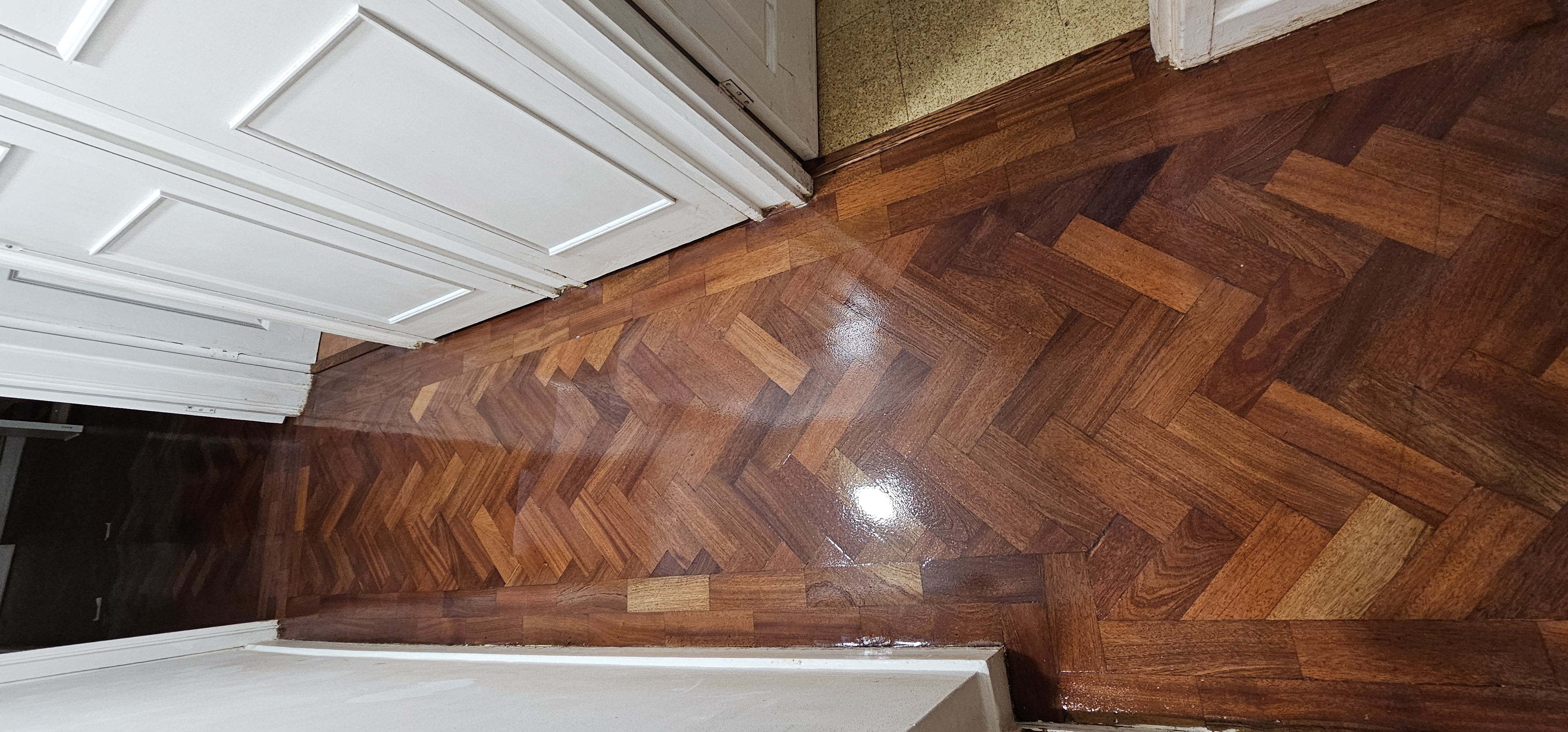 Parquet floor after sanding work in W5