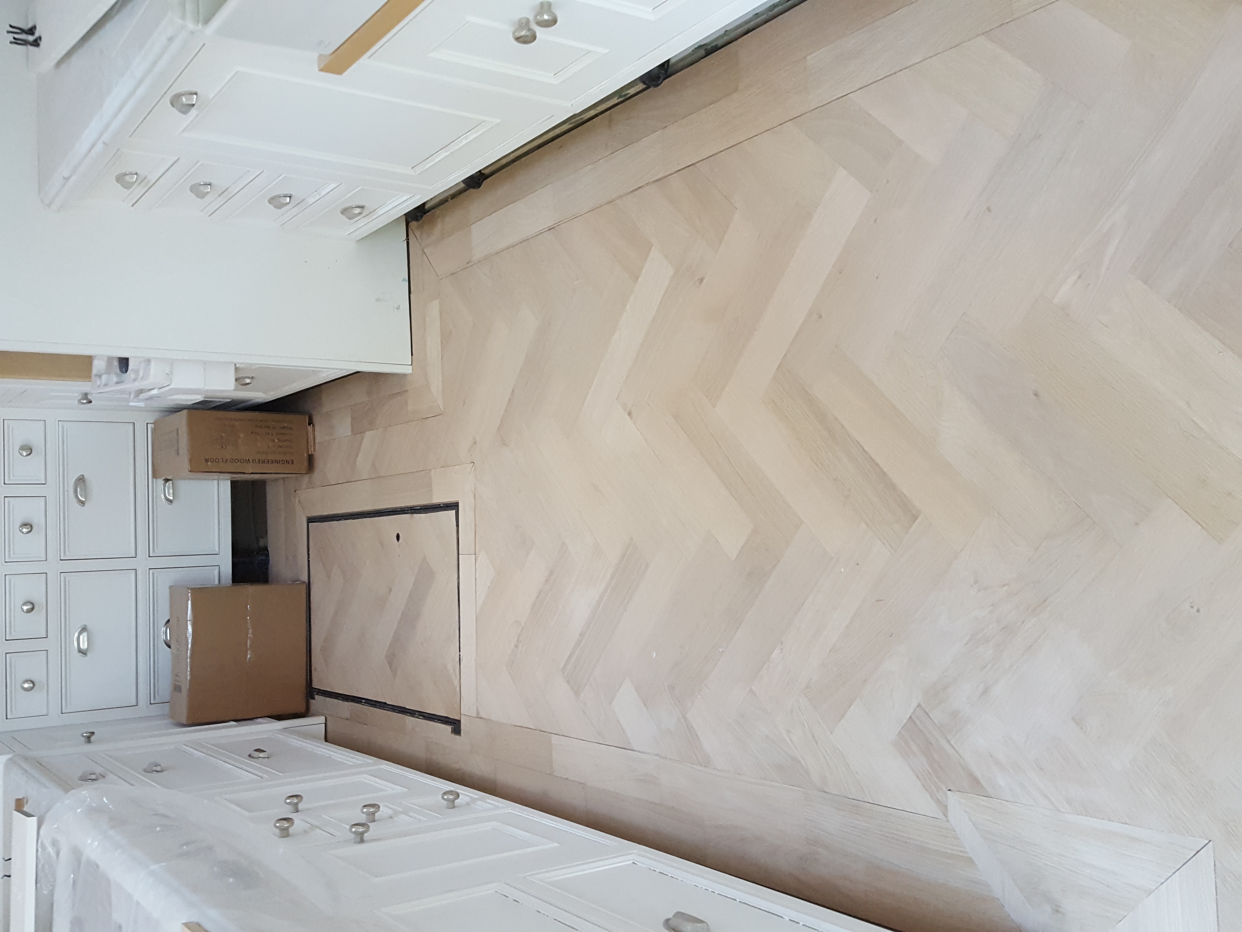 Parquet floor after sanding work in W5