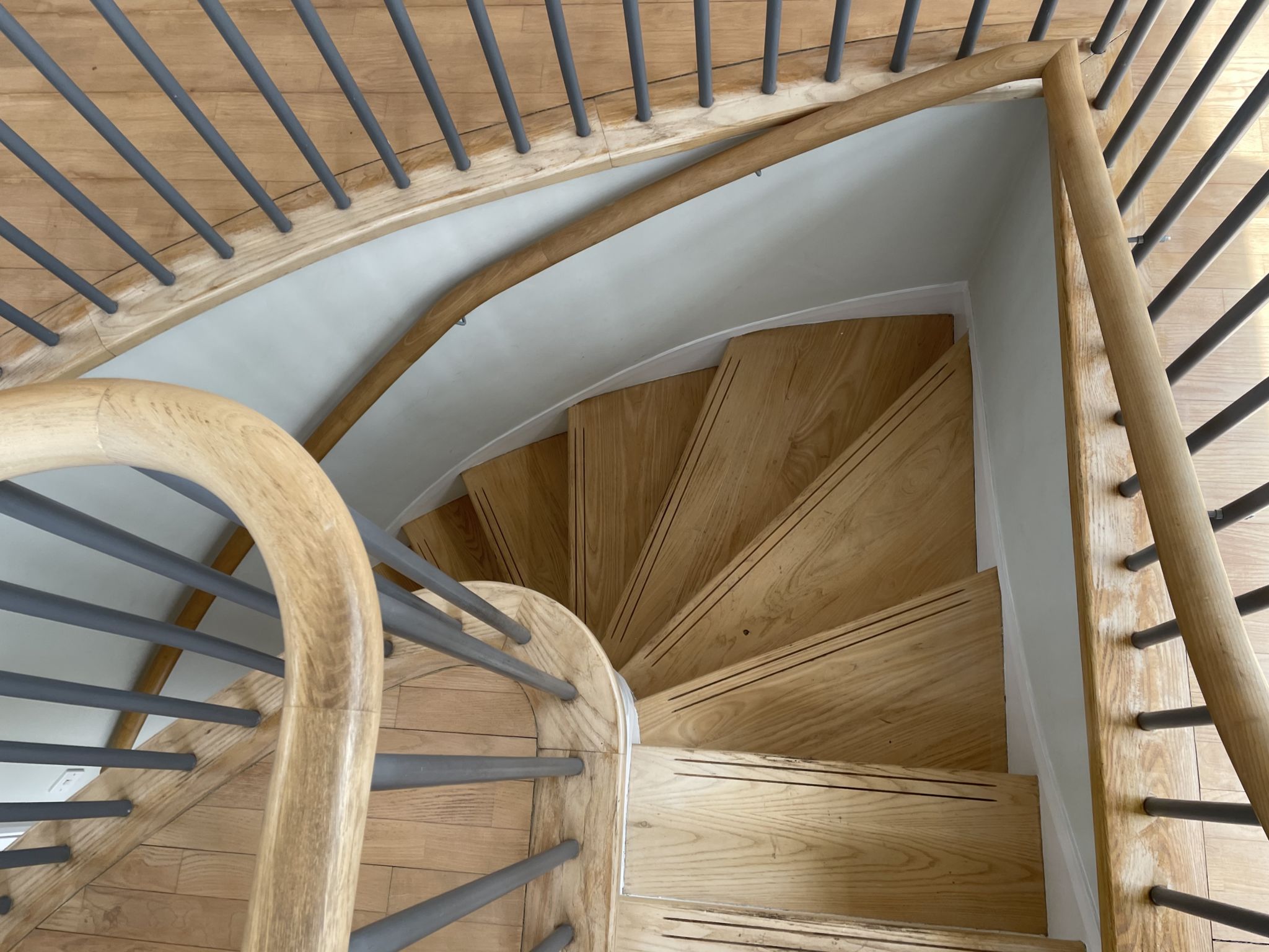 Floor condition before work at W8