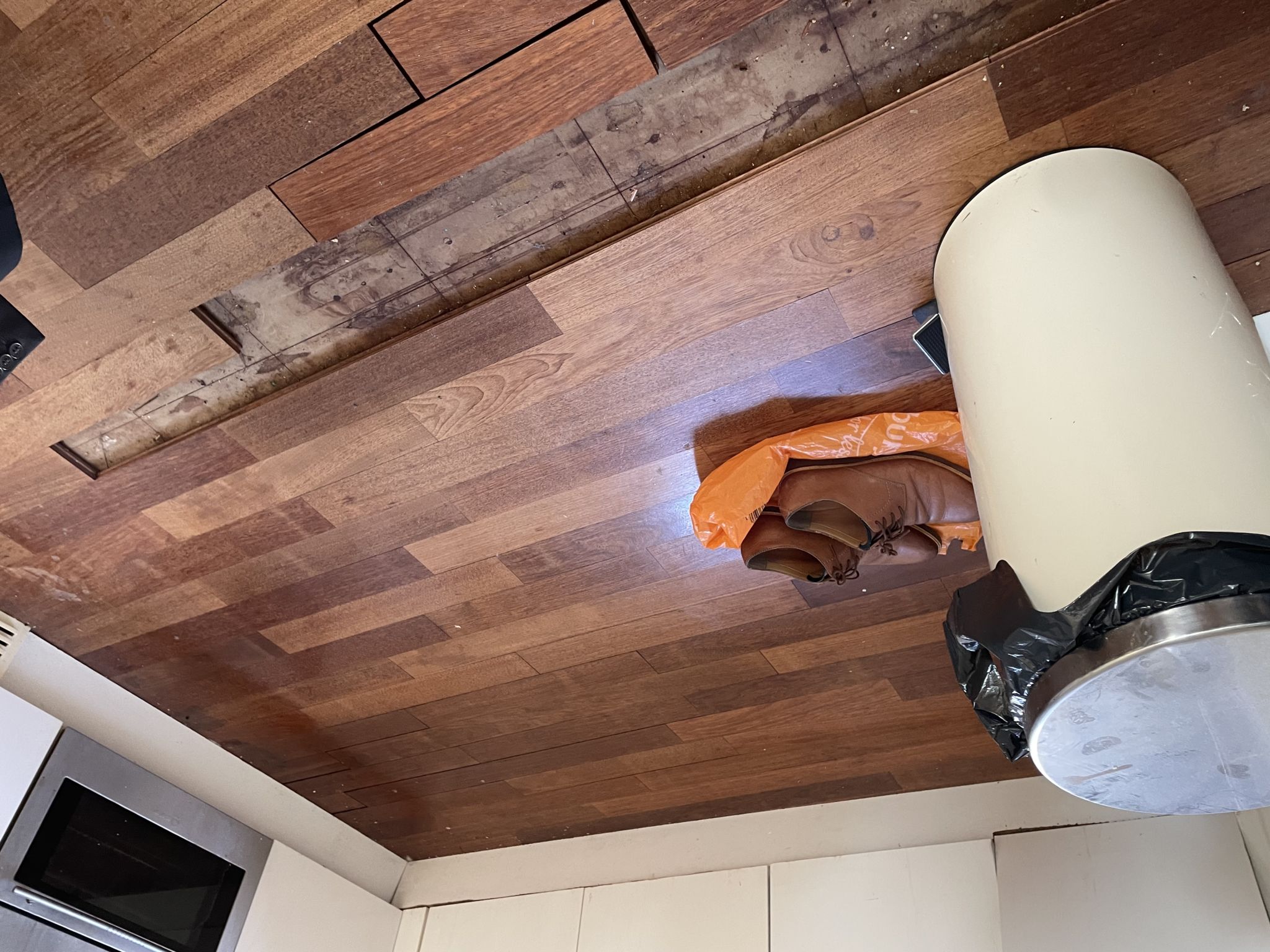 Floor condition before work at WC2B