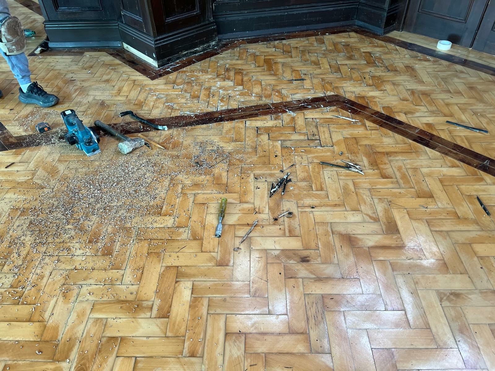 Completed floor, Watford